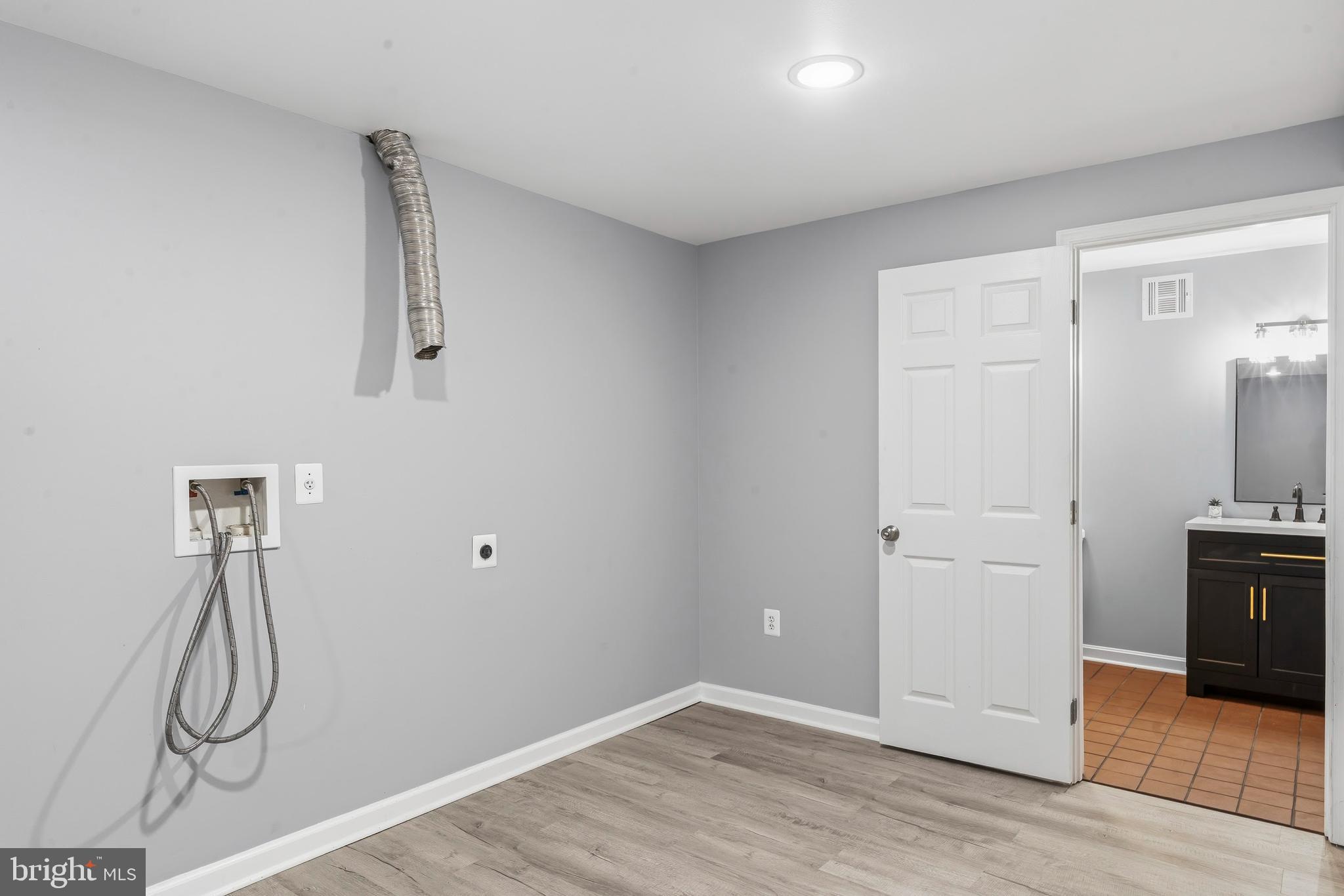 SKYLAND ESTATES - Residential