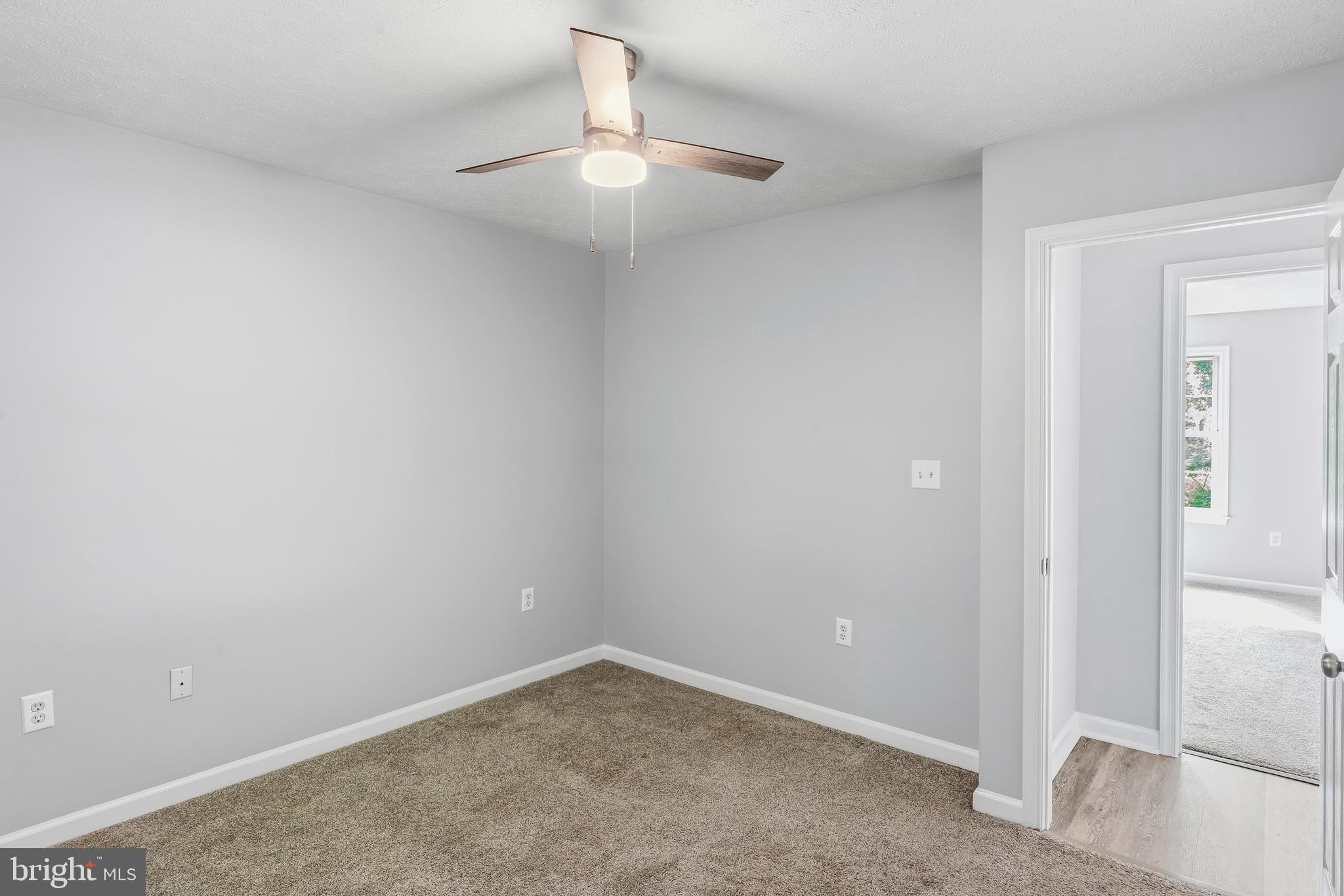 SKYLAND ESTATES - Residential