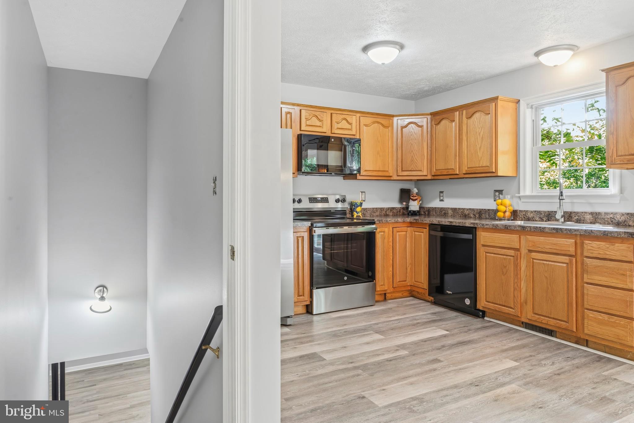 SKYLAND ESTATES - Residential