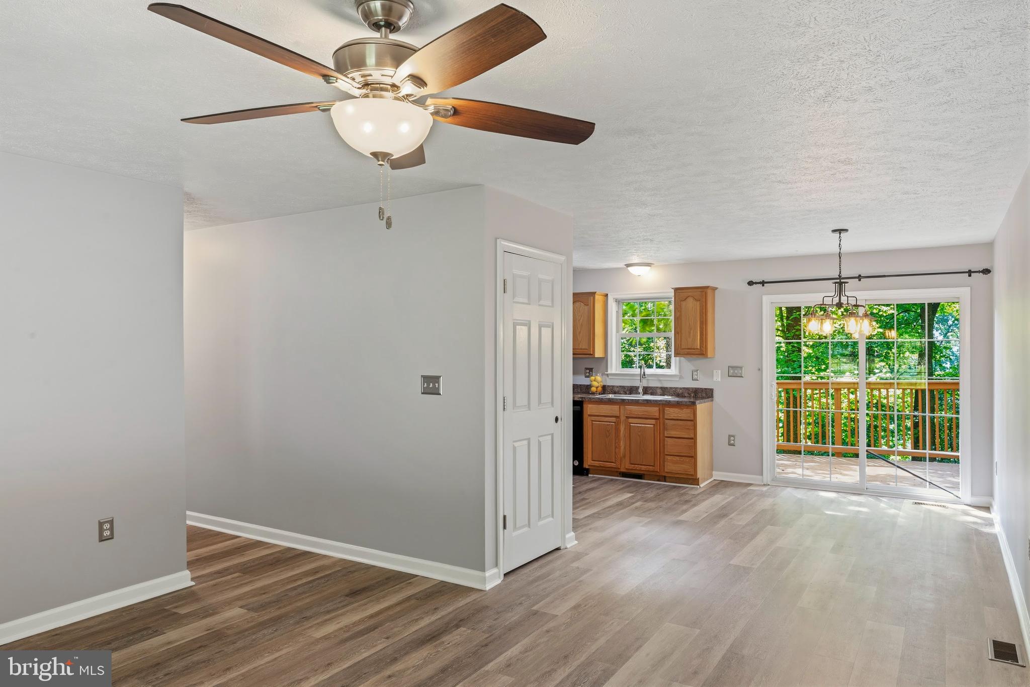 SKYLAND ESTATES - Residential