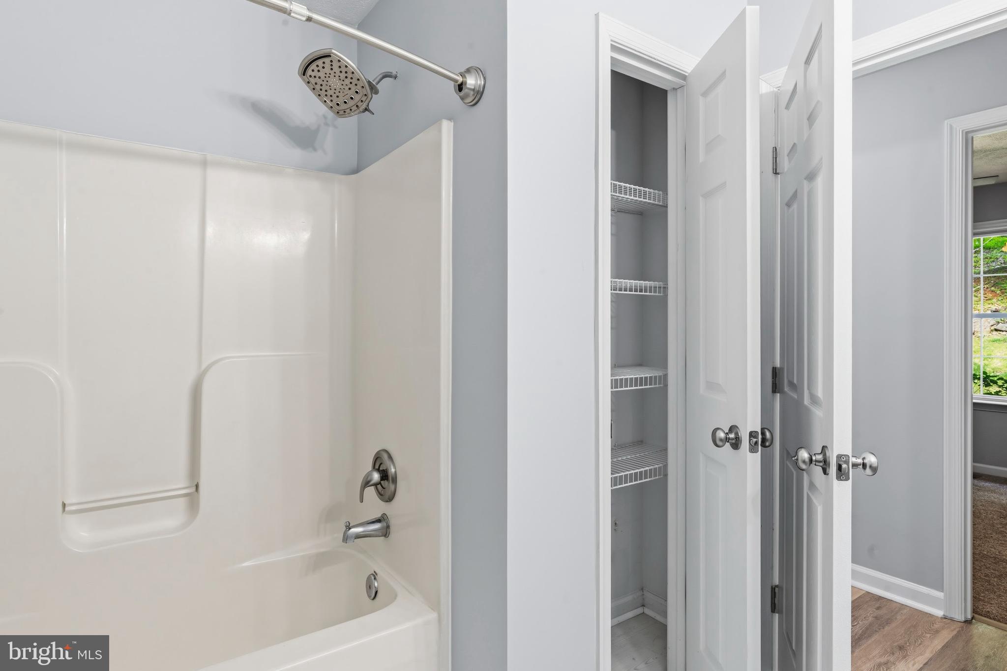 SKYLAND ESTATES - Residential