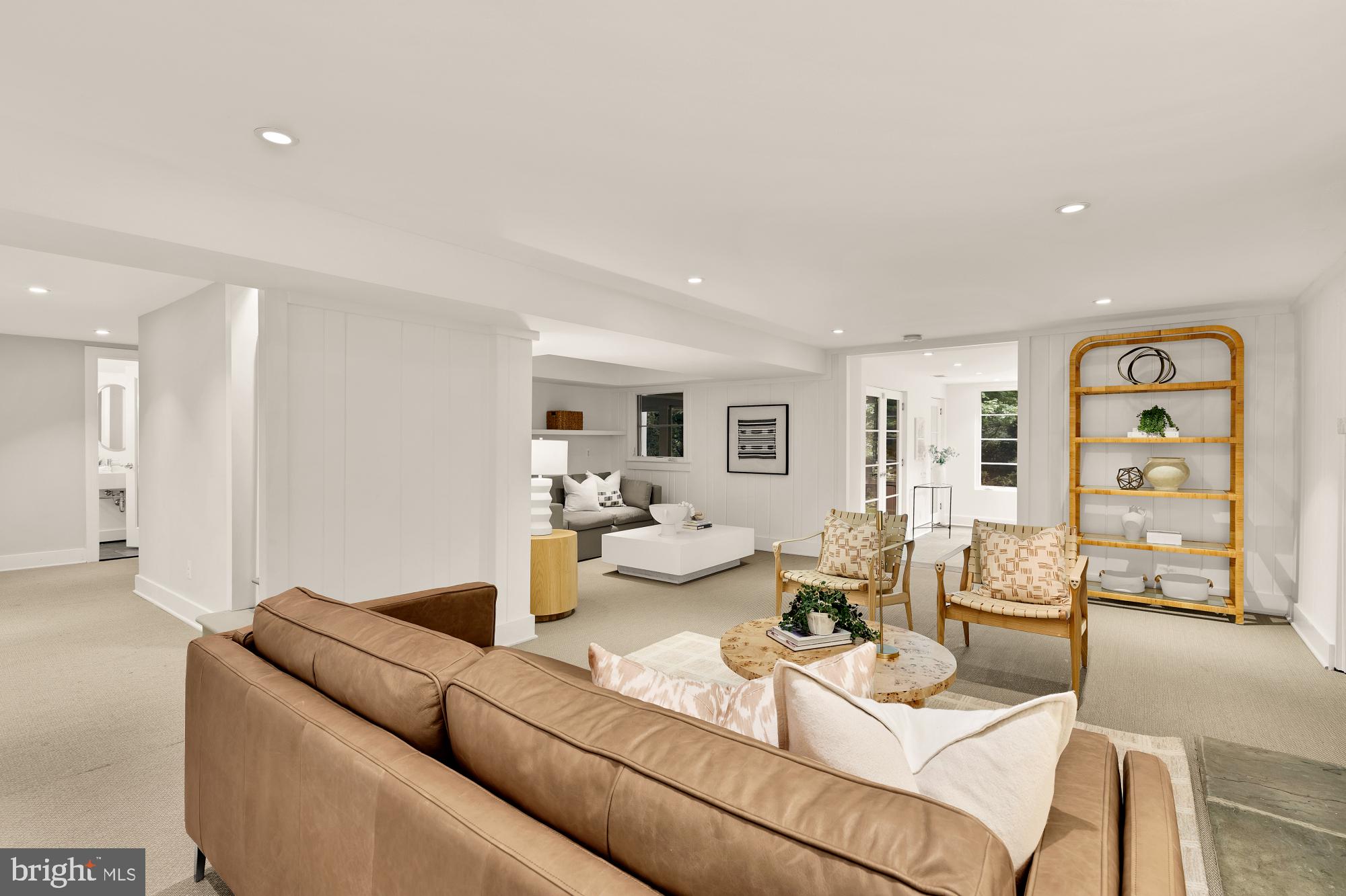 LEE HEIGHTS - Residential