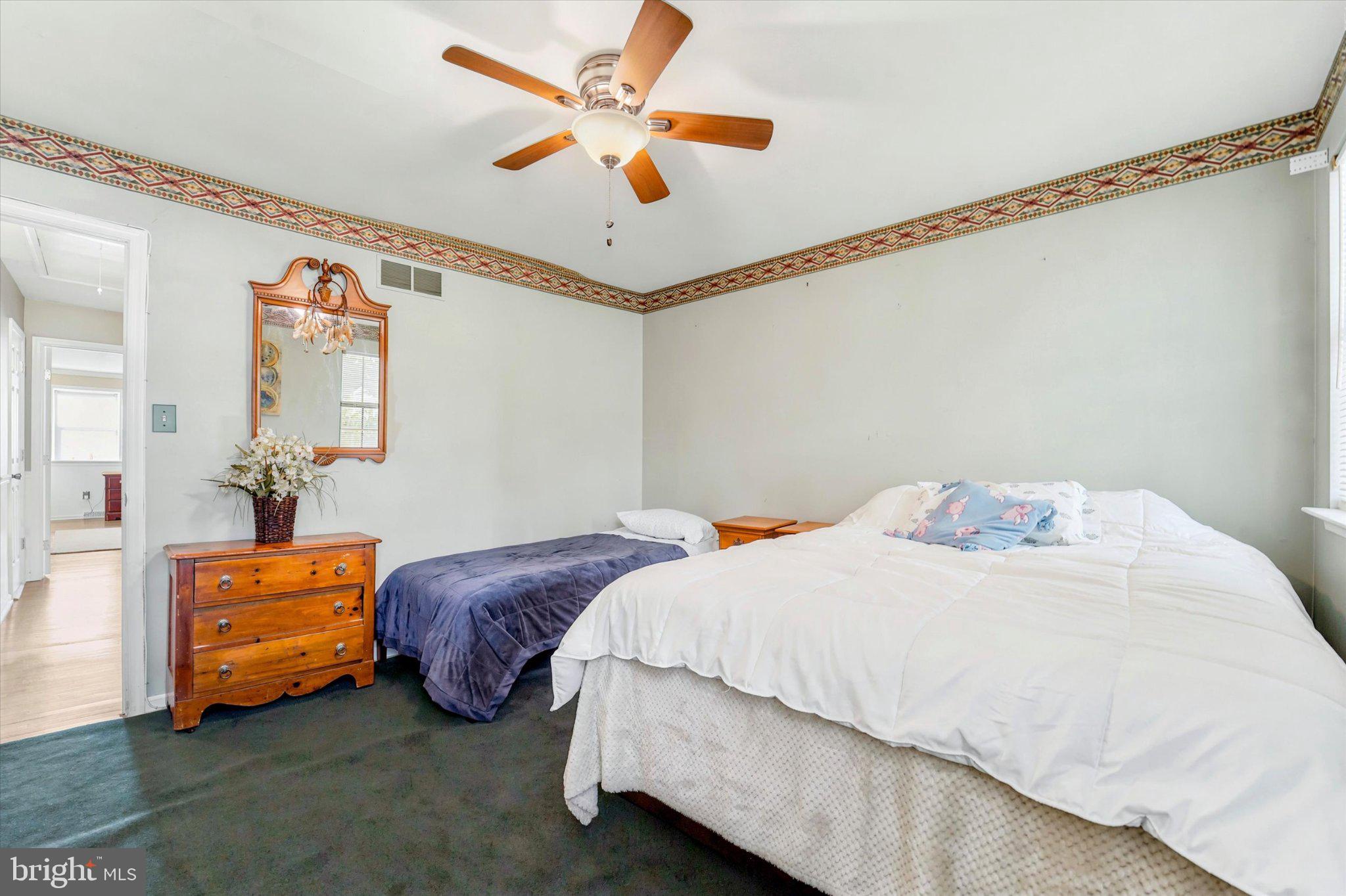 WINDSOR PASS - Residential