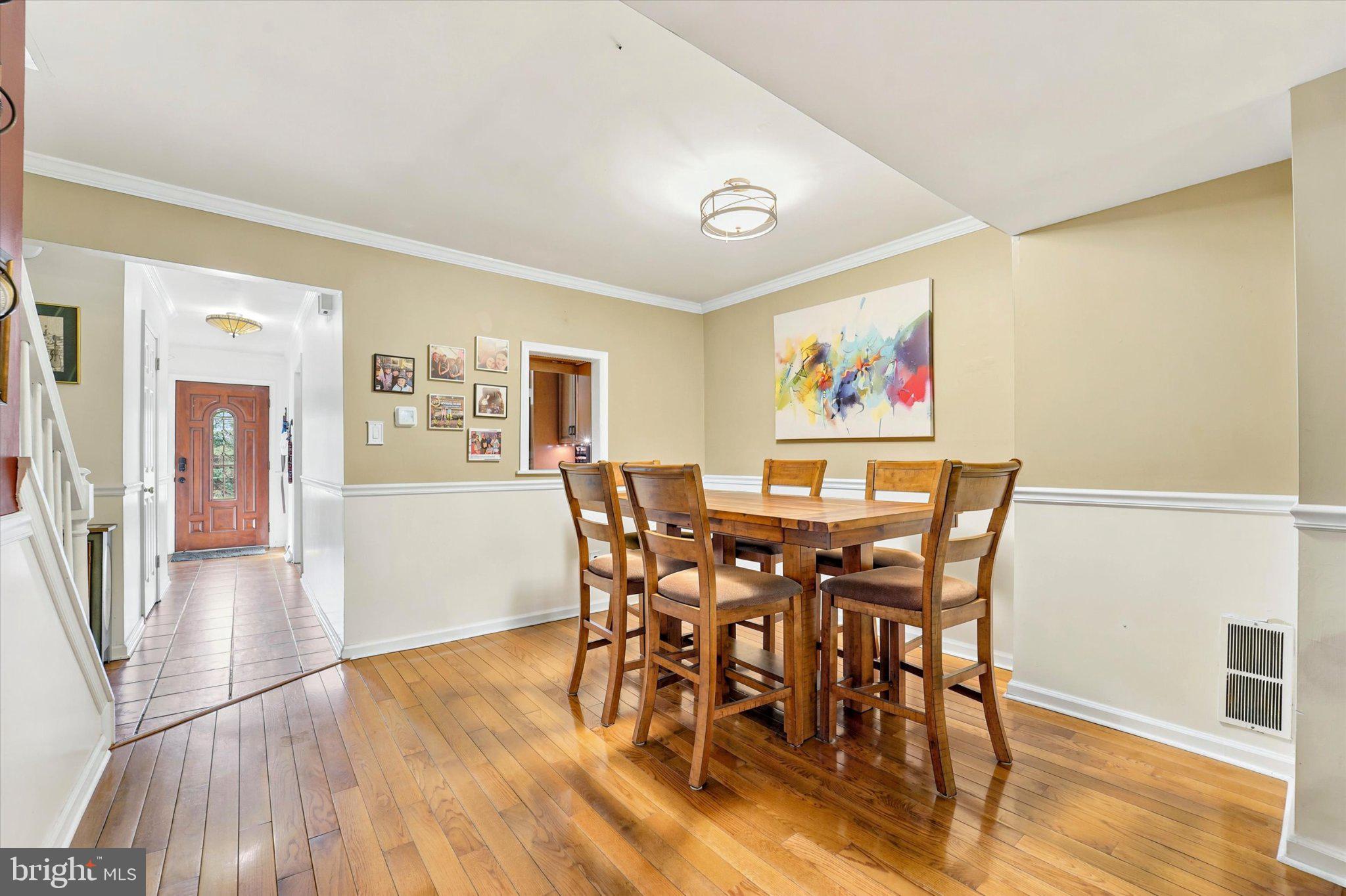 WINDSOR PASS - Residential