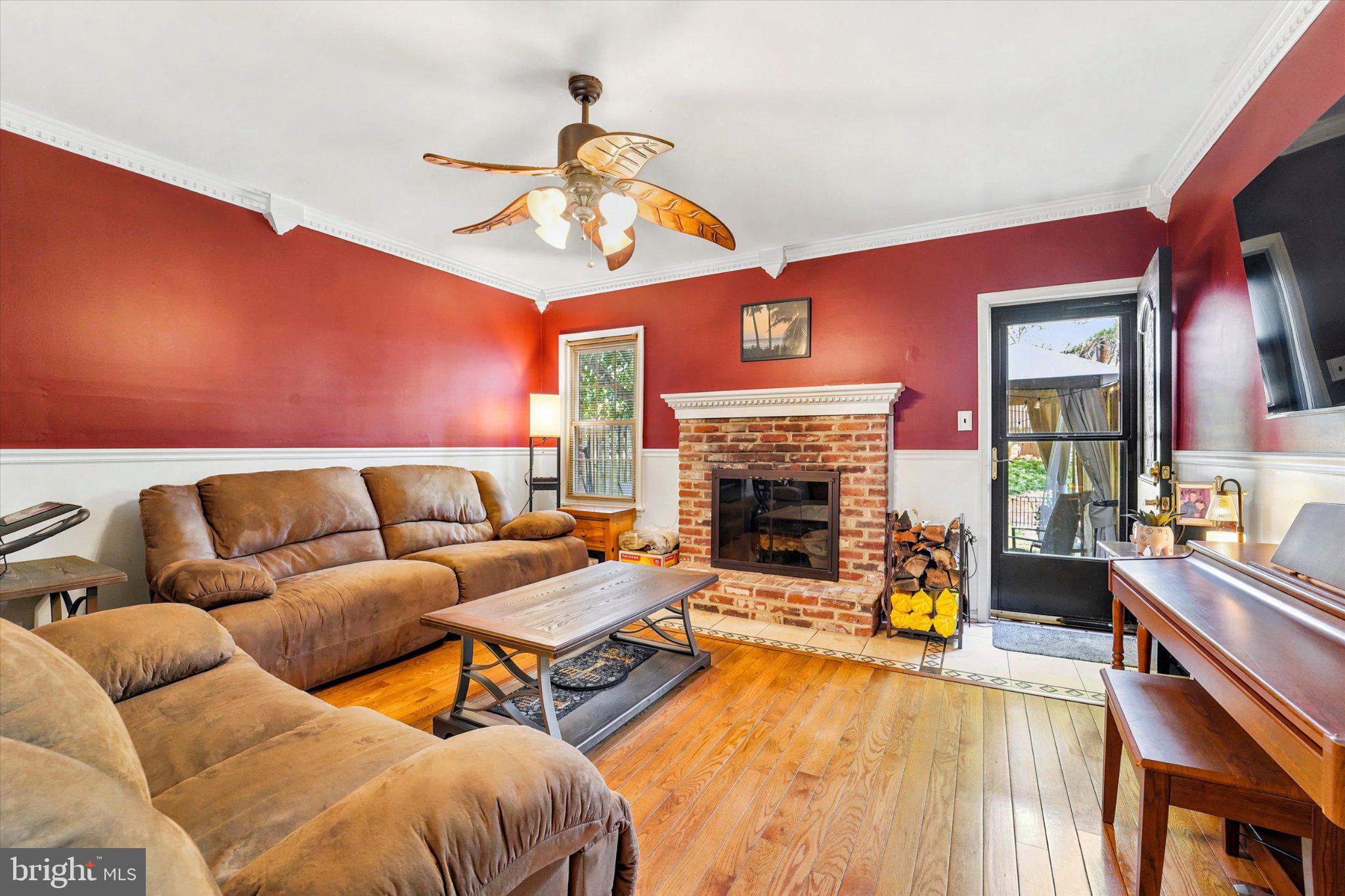 WINDSOR PASS - Residential