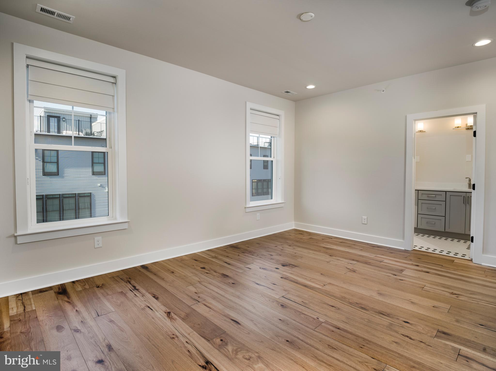 NEWTOWN WALK AT ELLIS PRESERVE - Residential