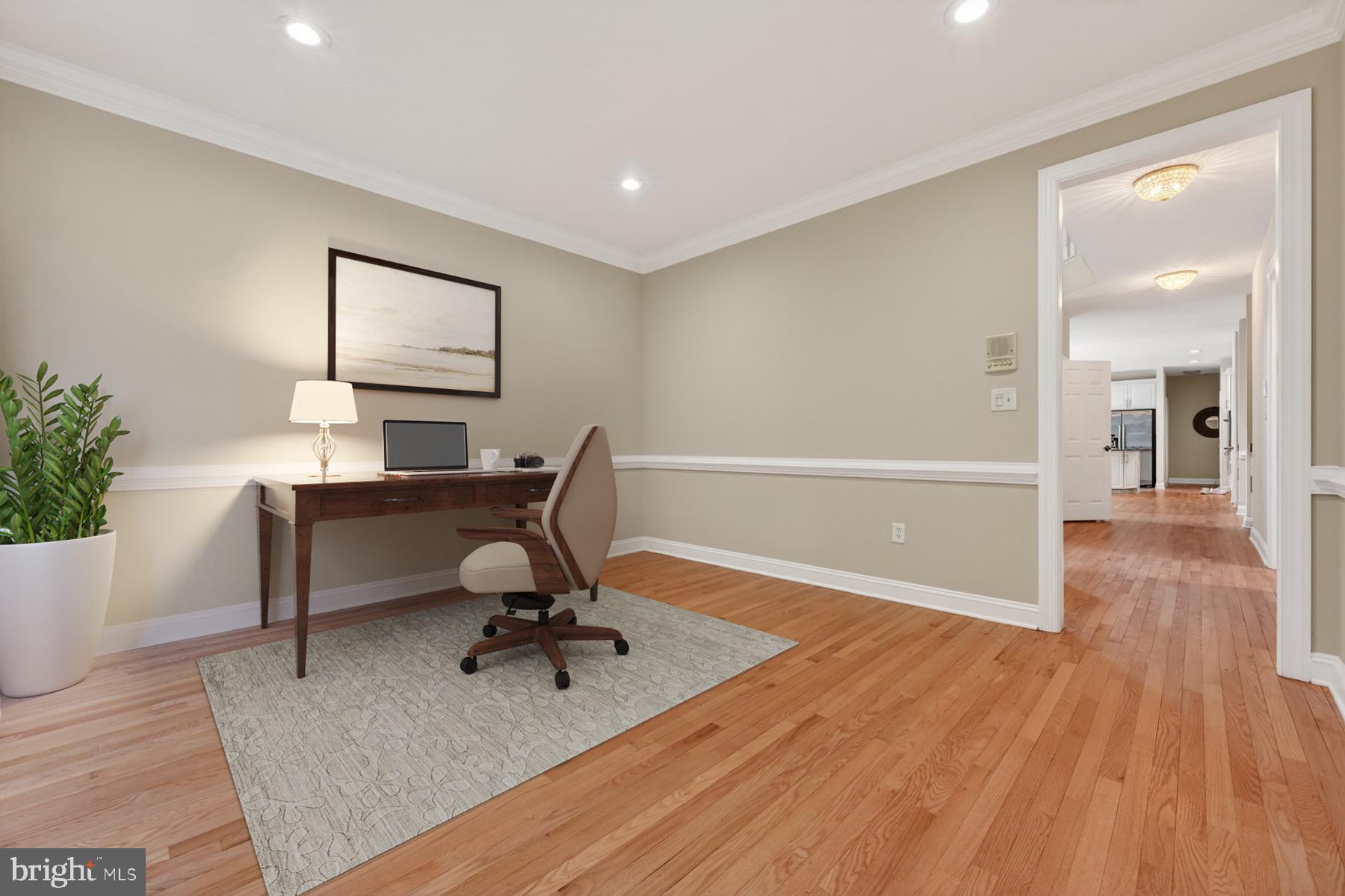 SOUTH RIVER COLONY - Residential