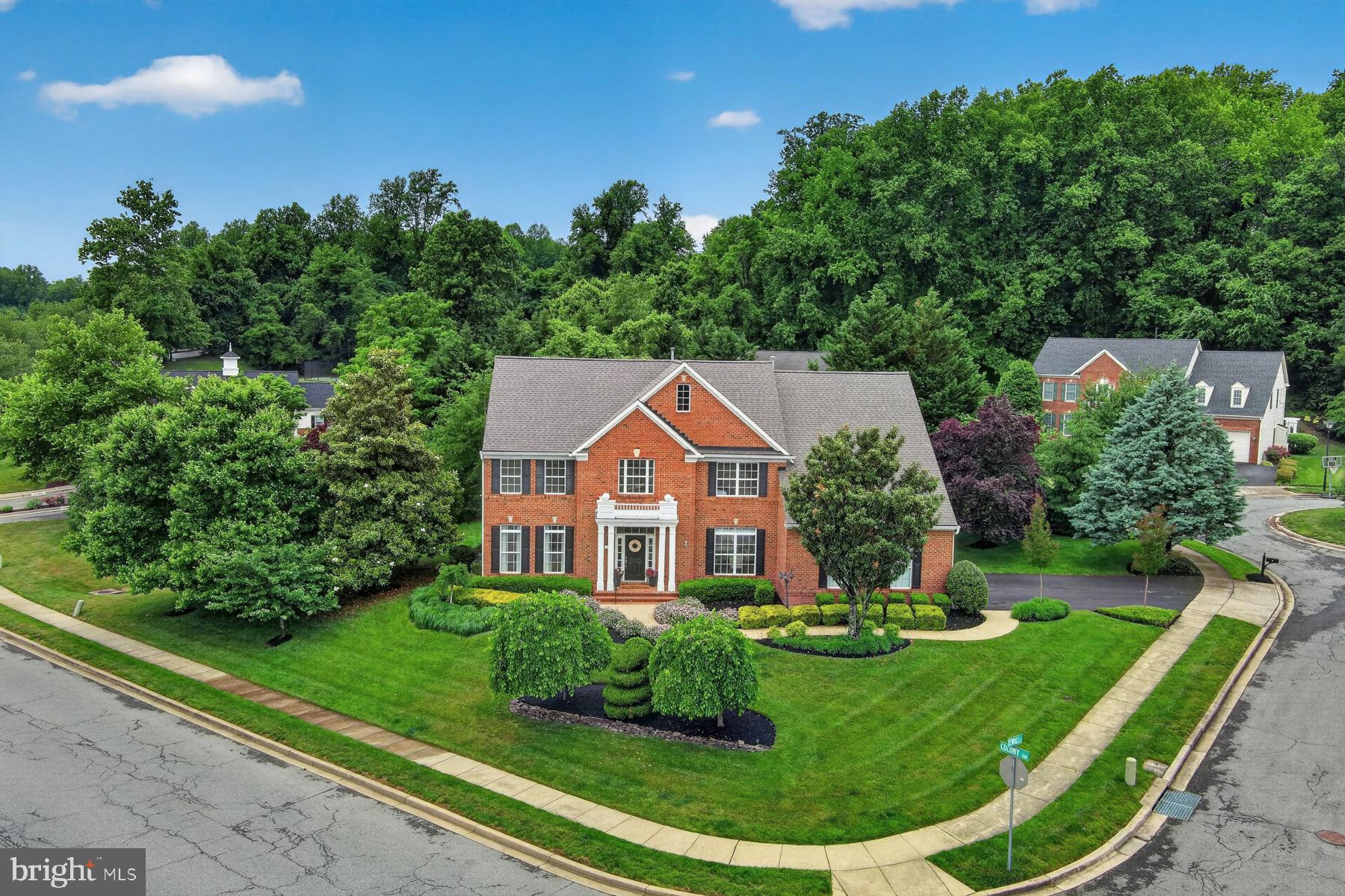 SOUTH RIVER COLONY - Residential
