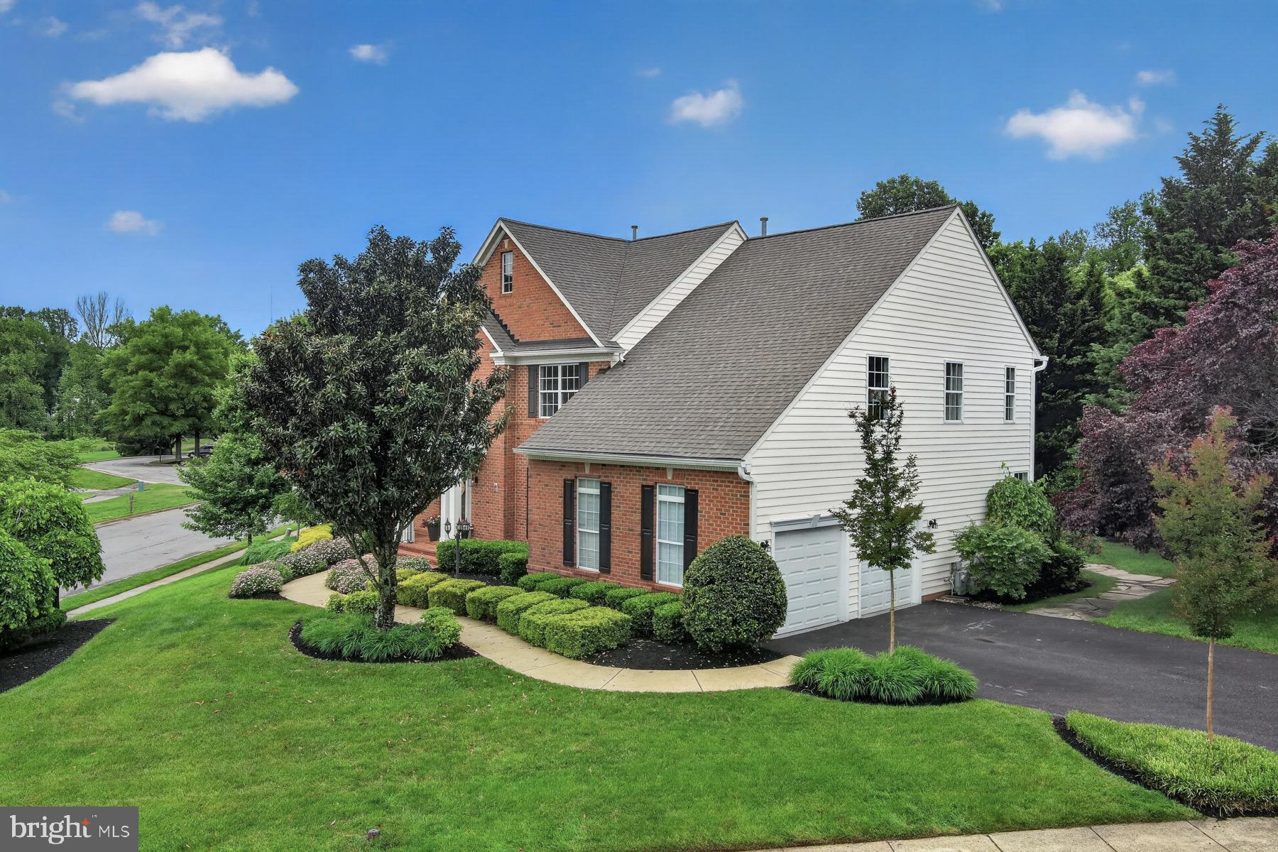 SOUTH RIVER COLONY - Residential