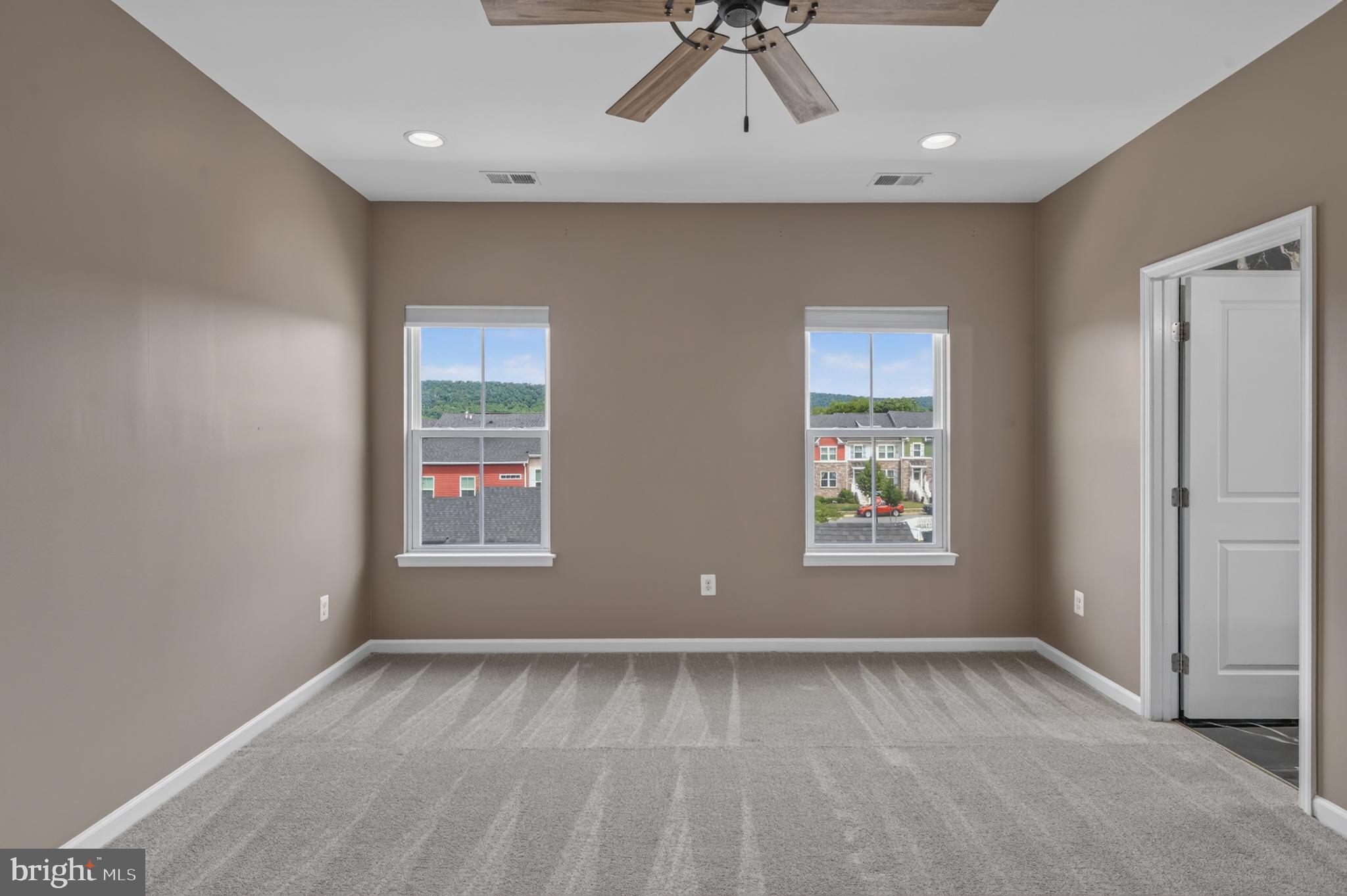 BRUNSWICK CROSSING - Residential