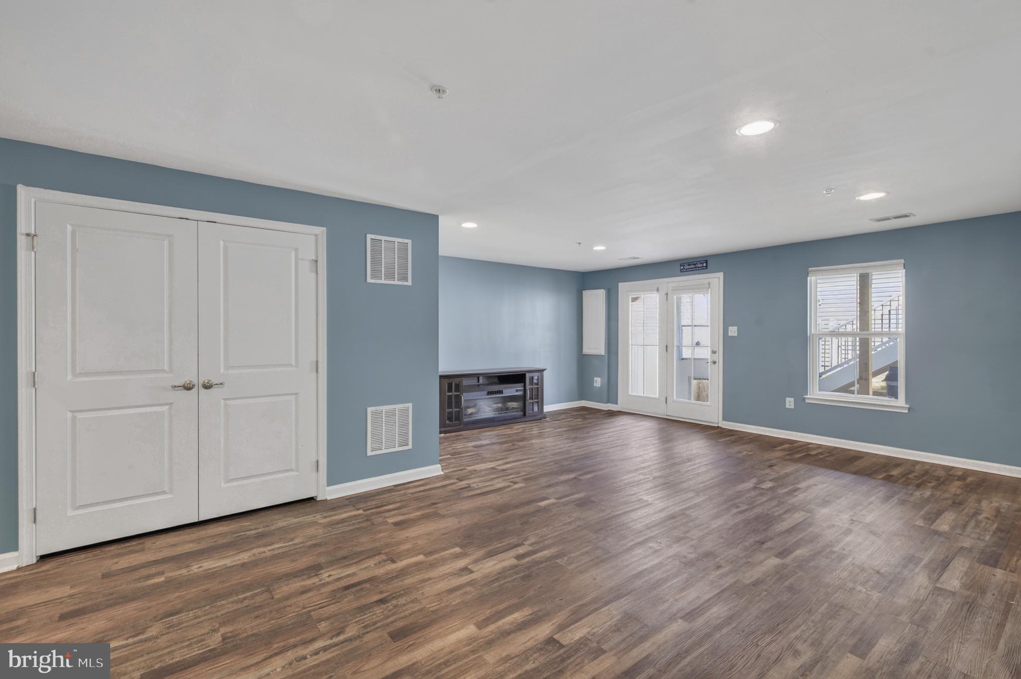 BRUNSWICK CROSSING - Residential