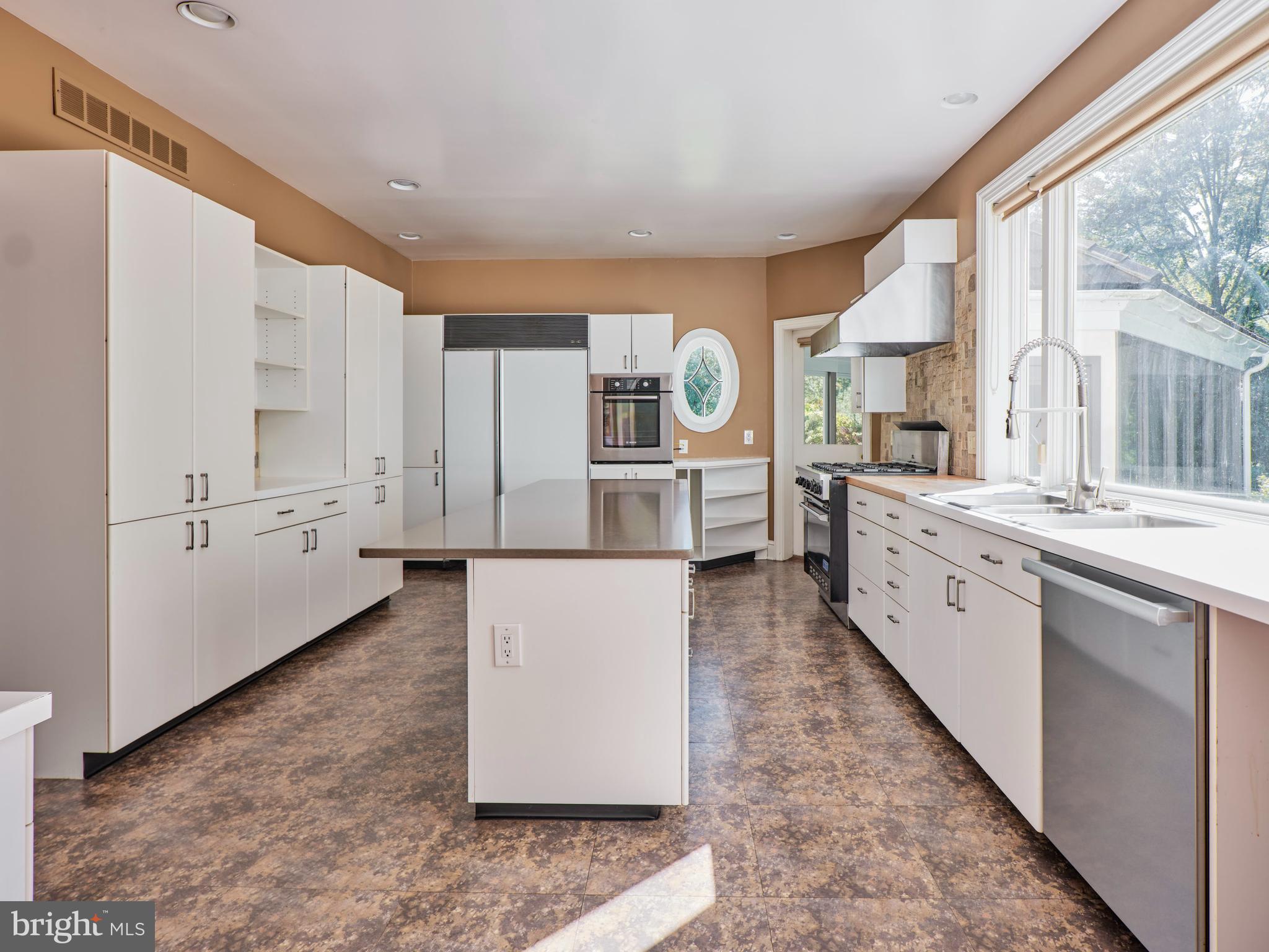 INDIAN SPRINGS - Residential