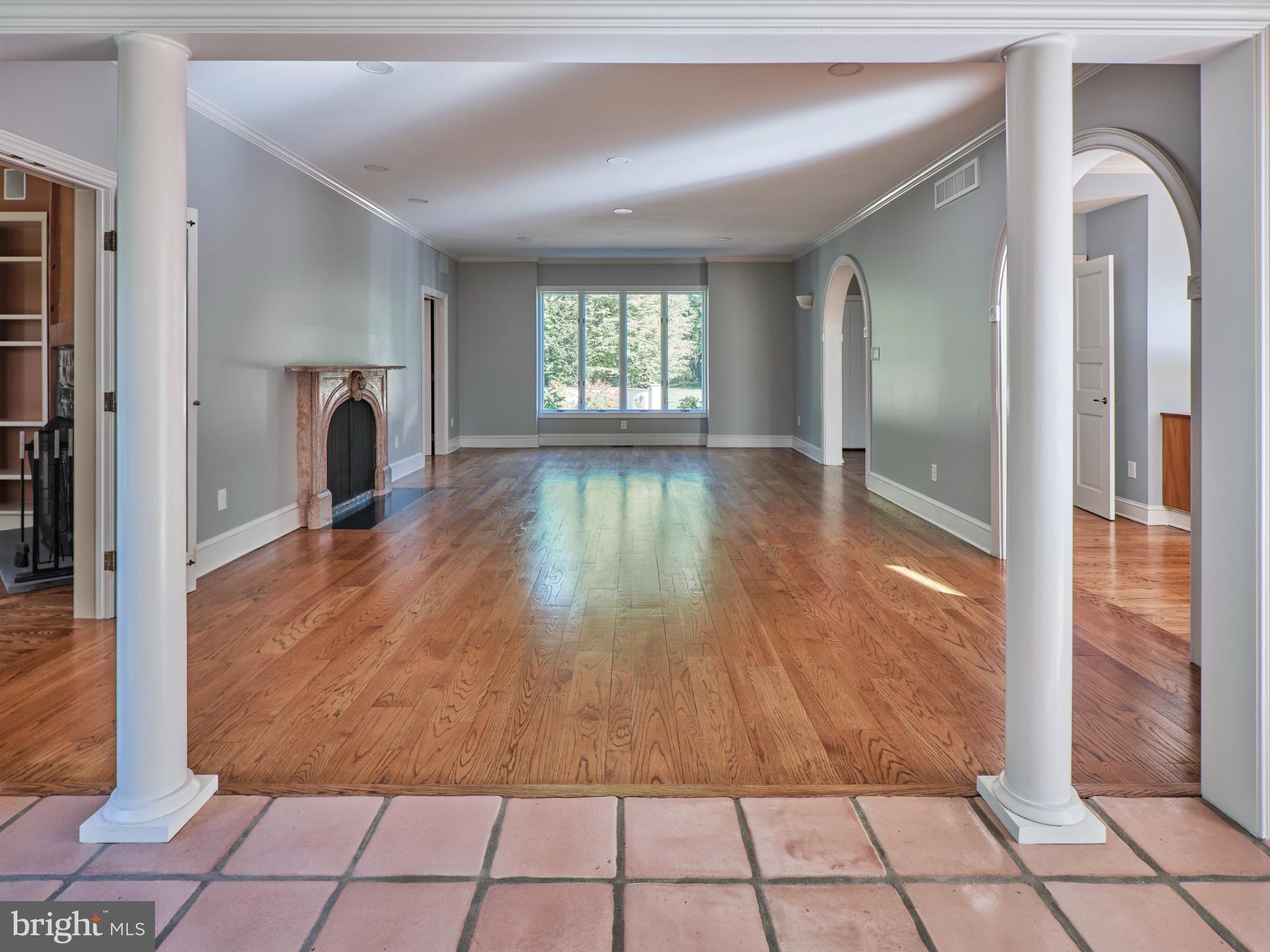 INDIAN SPRINGS - Residential