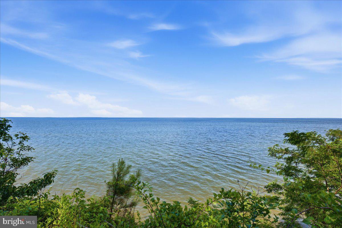 WESTERN SHORES - Residential