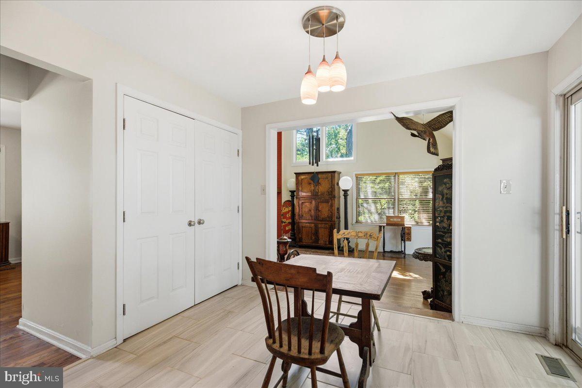 WESTERN SHORES - Residential