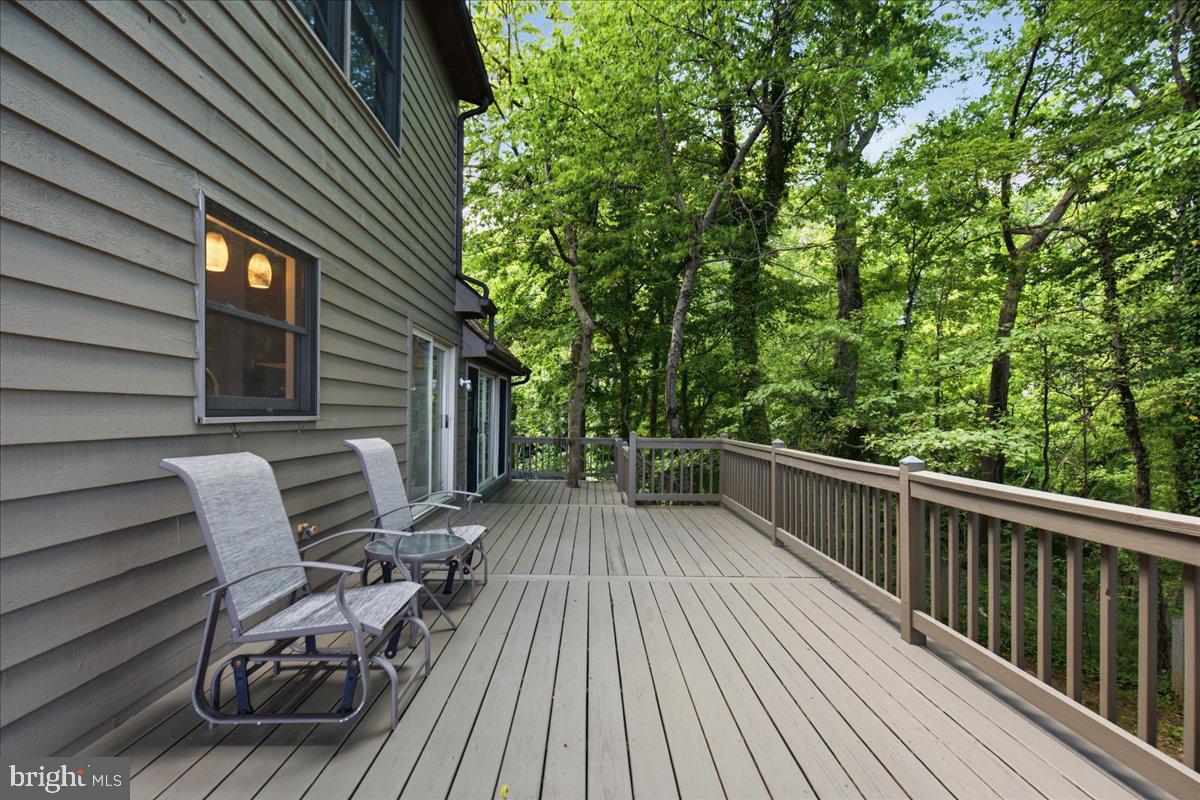 WESTERN SHORES - Residential