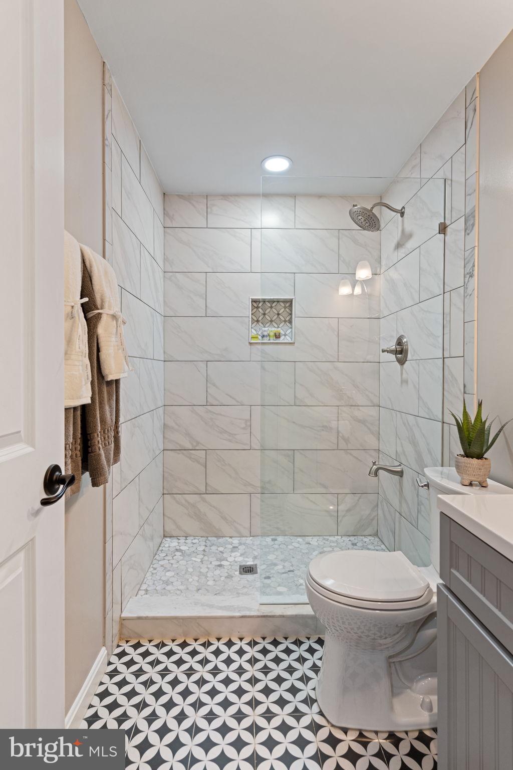 POTOMAC SHORES - Residential