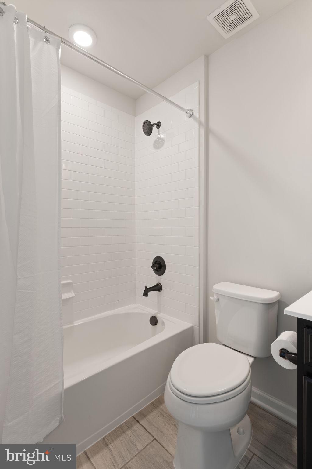 POTOMAC SHORES - Residential