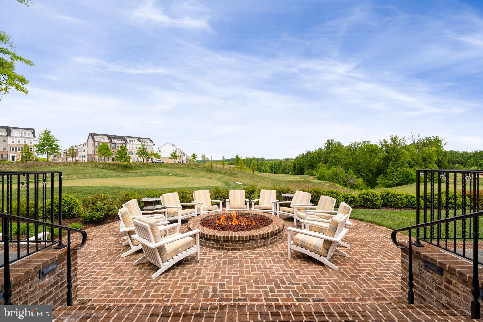 POTOMAC SHORES - Residential