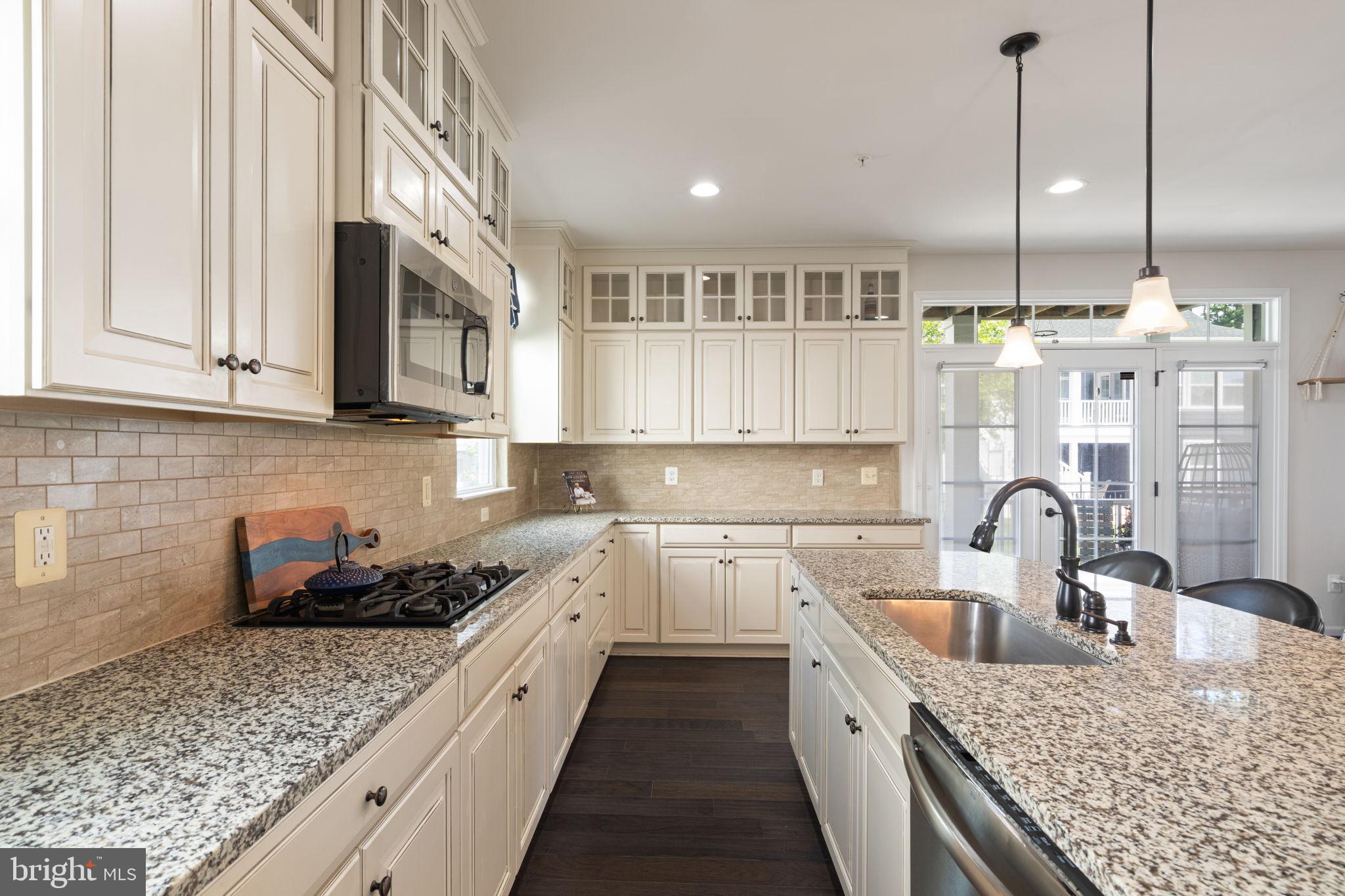 POTOMAC SHORES - Residential