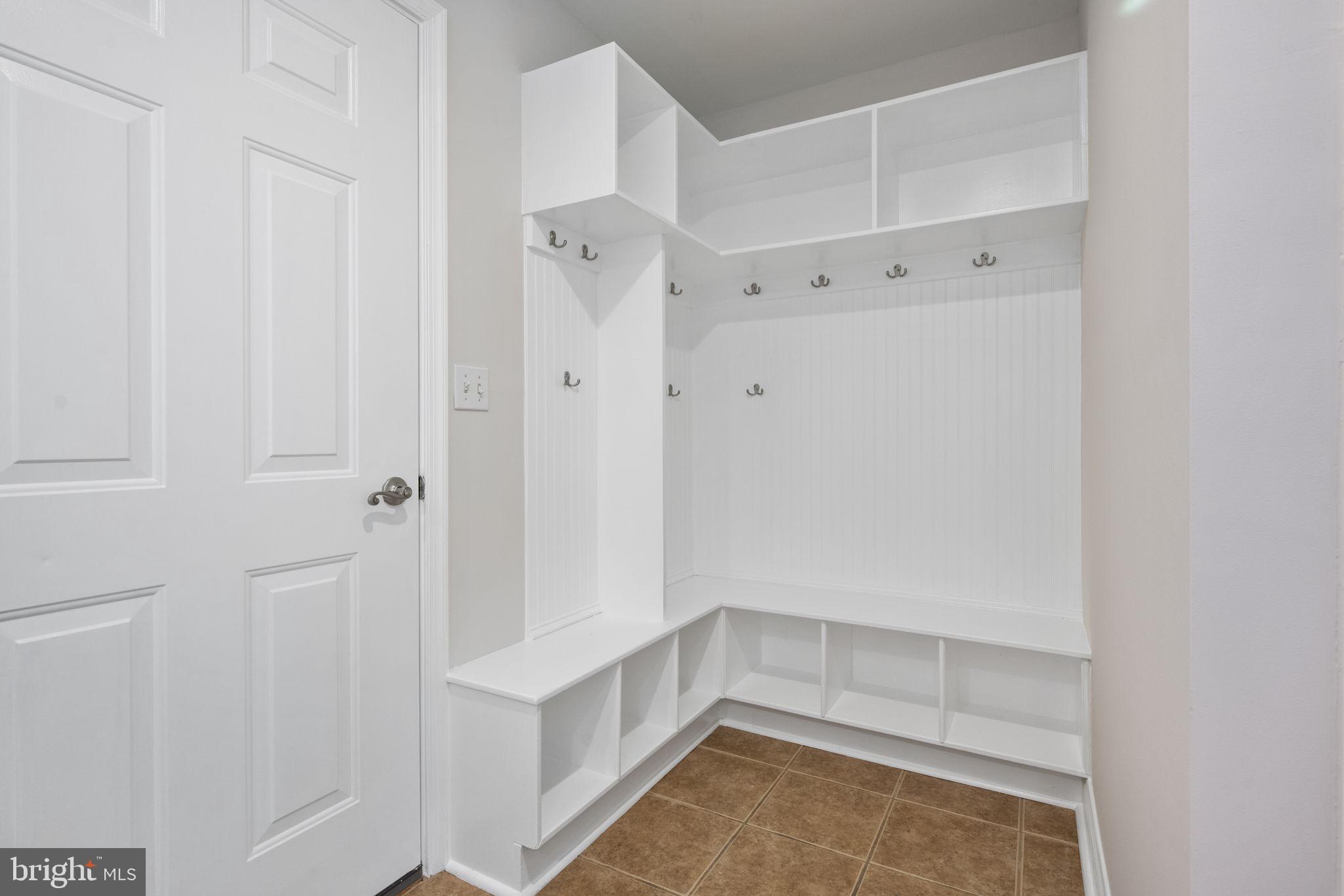 OAKWOOD KNOLLS - Residential