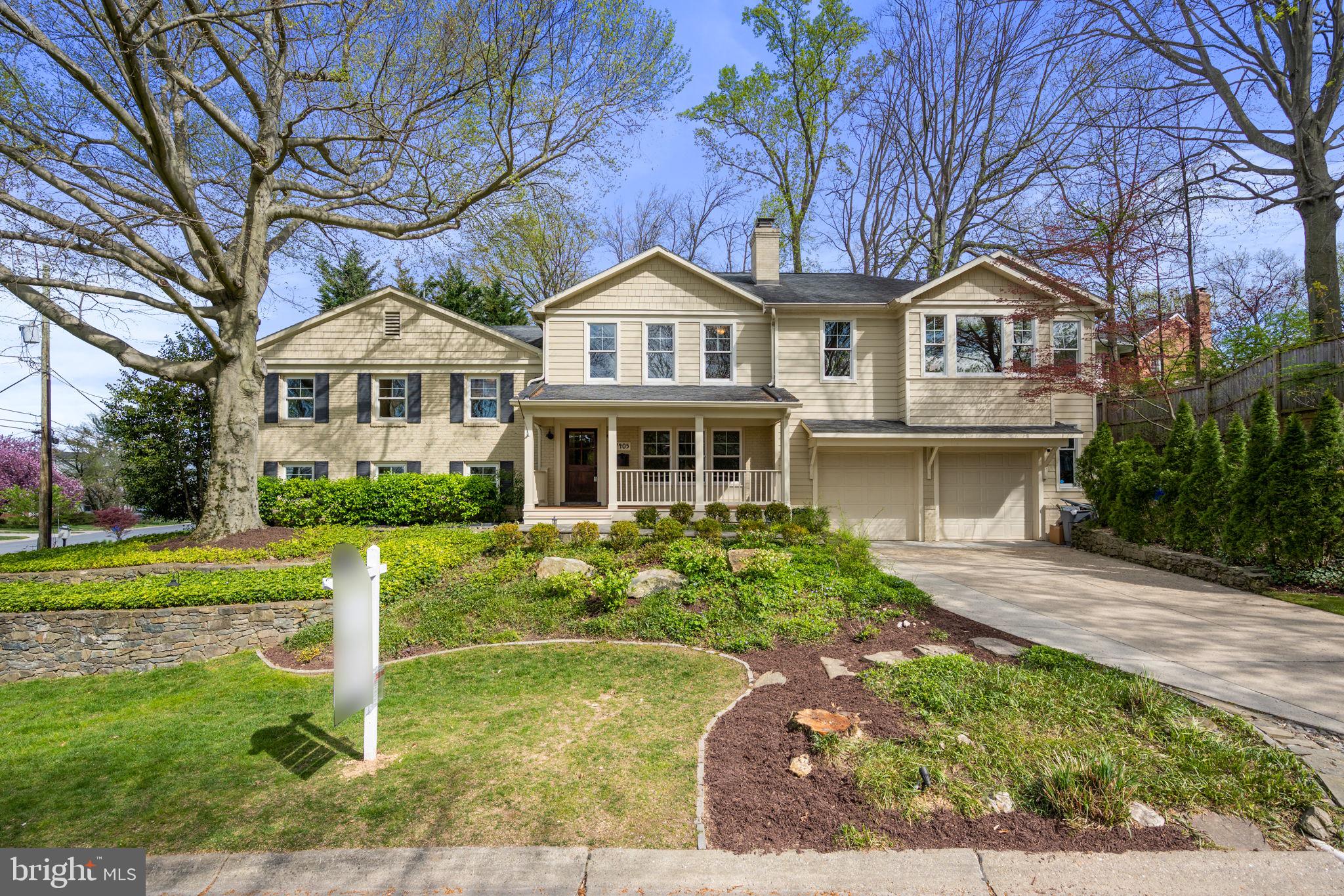 OAKWOOD KNOLLS - Residential