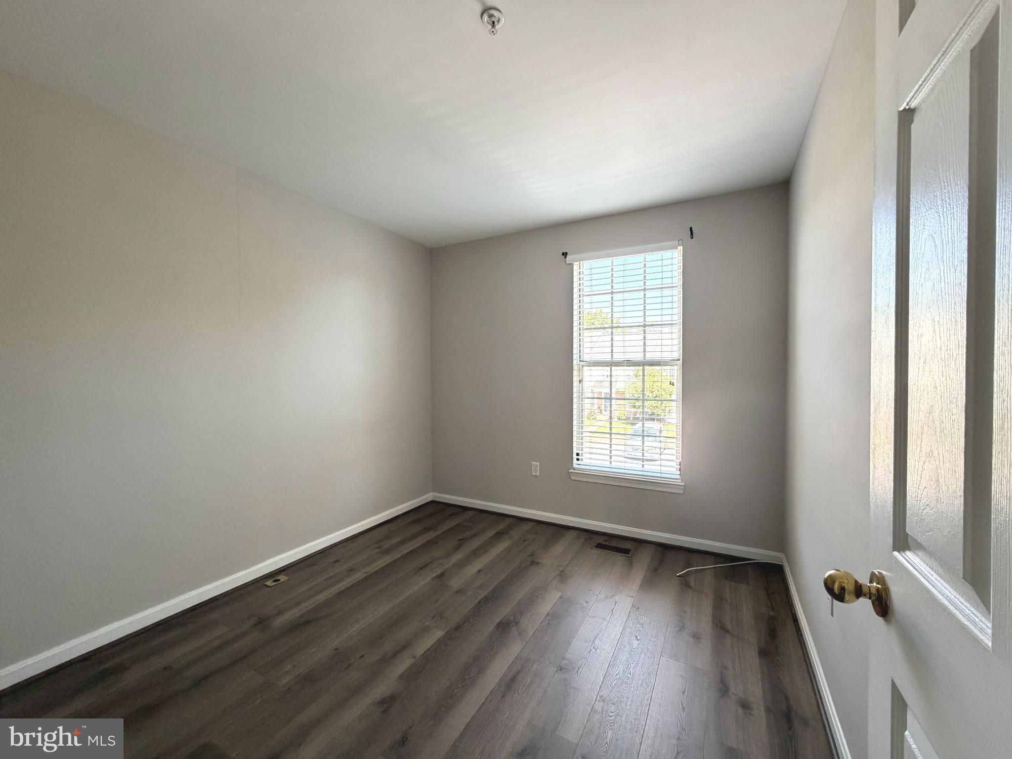 SEVEN OAKS - Residential
