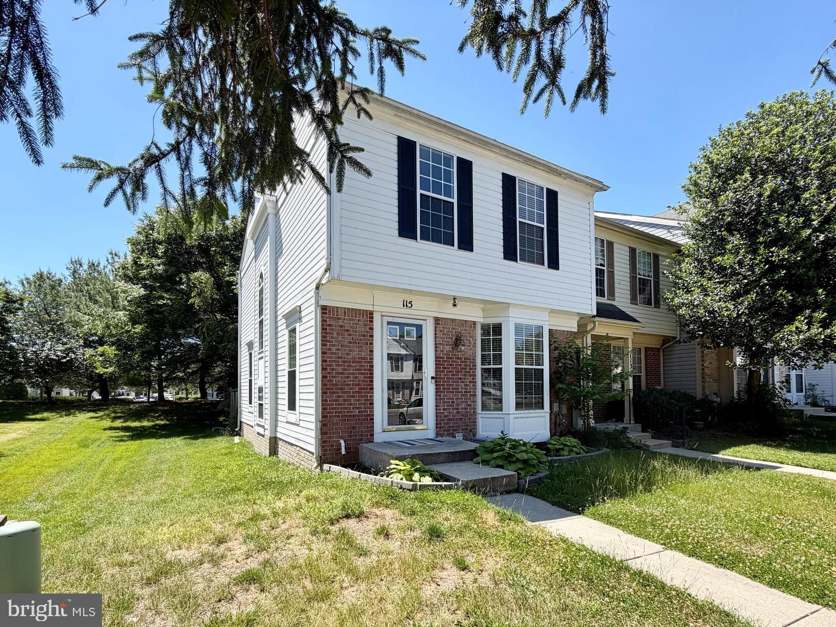 SEVEN OAKS - Residential