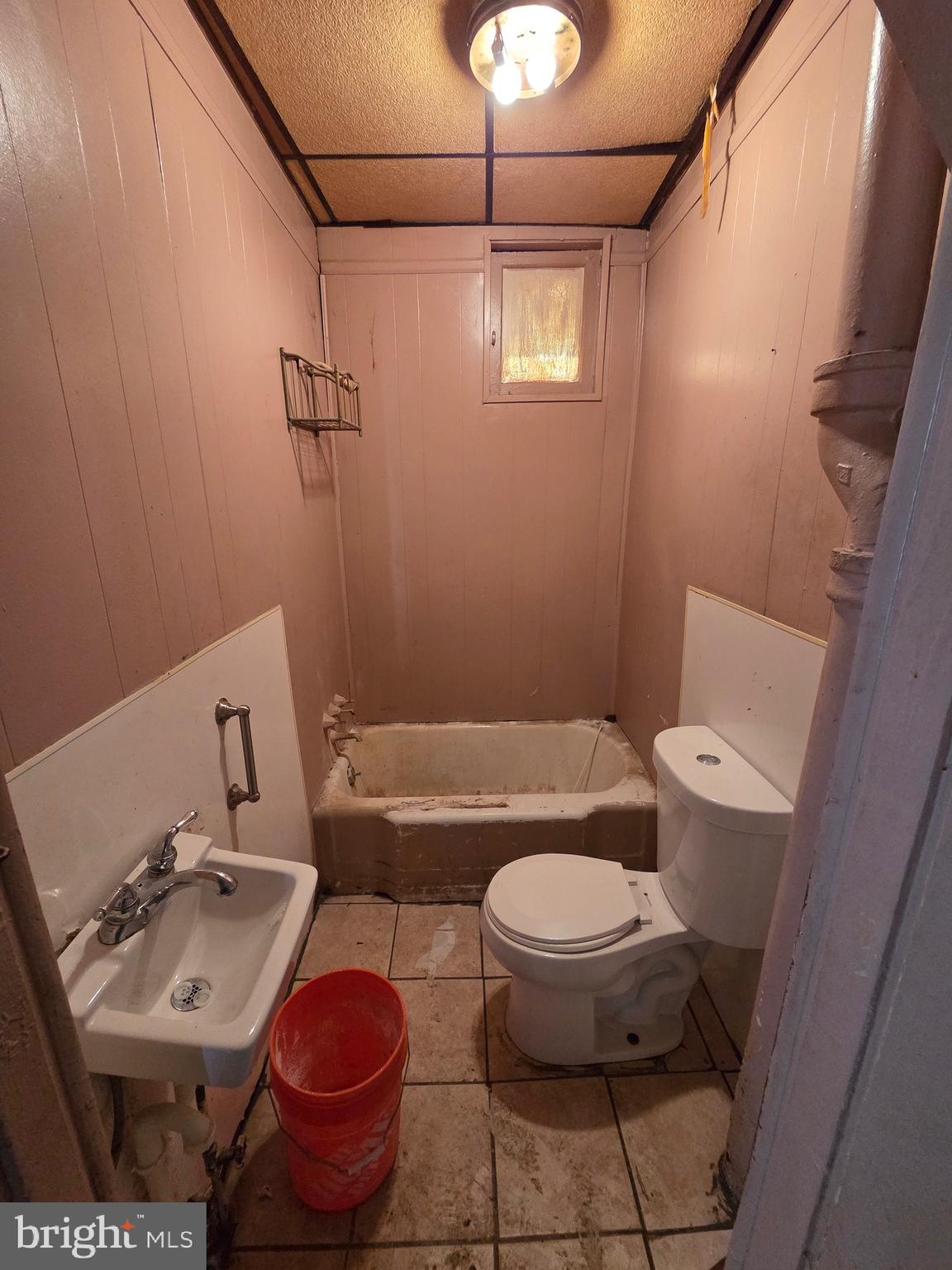 WEST PHILADELPHIA - Residential