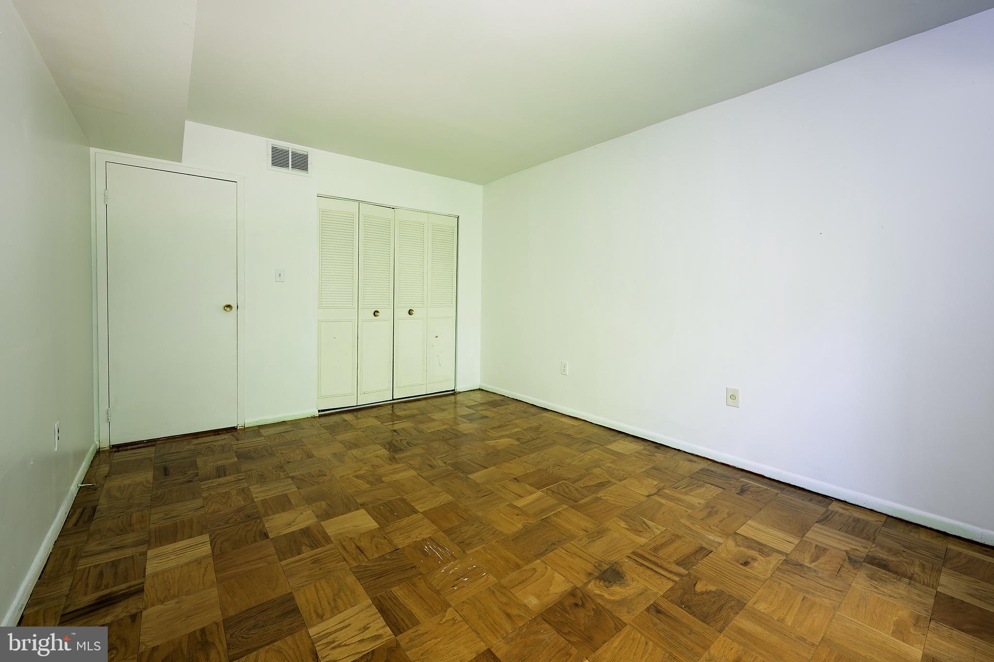 CHELSEA WOODS - Residential
