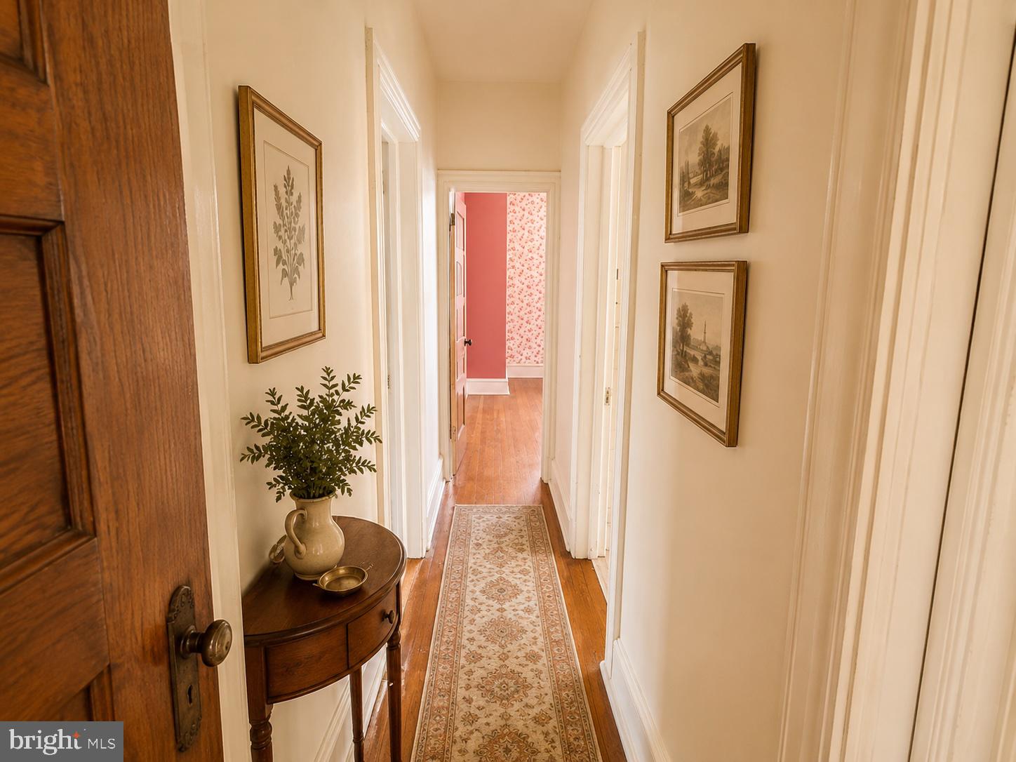 ROXBOROUGH - Residential