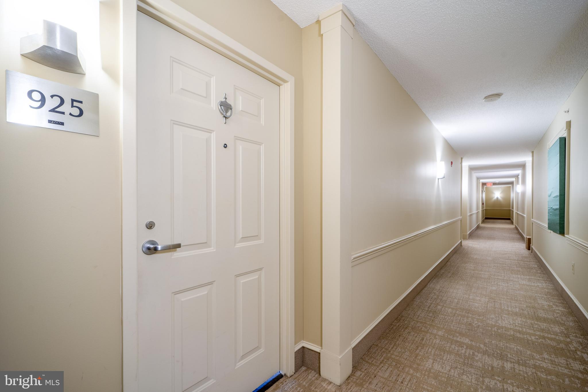CARLTON HOUSE - Residential Lease