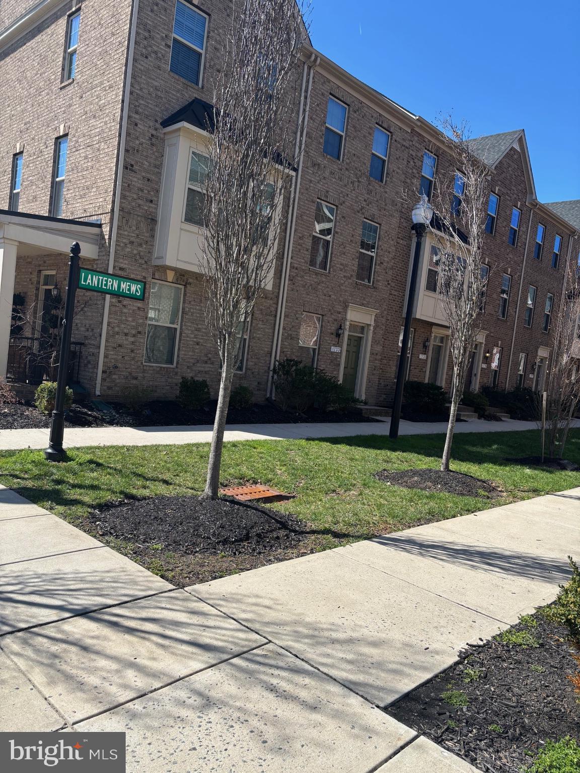 EAGER PARK TOWNHOMES - Residential Lease