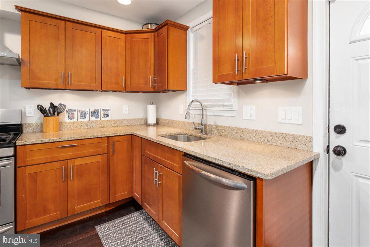 WASHINGTON VILLAGE - Residential