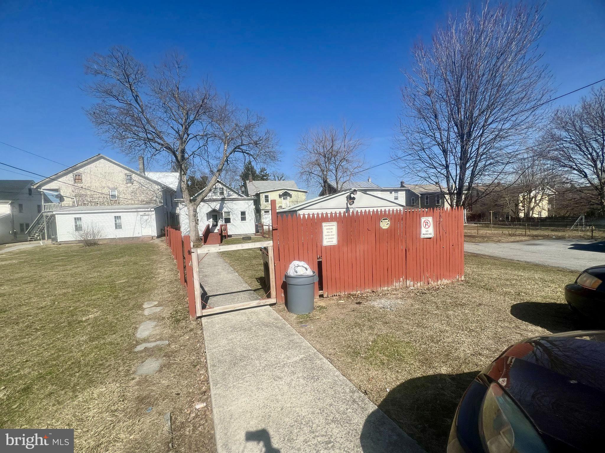 PALMYRA BOROUGH - Residential