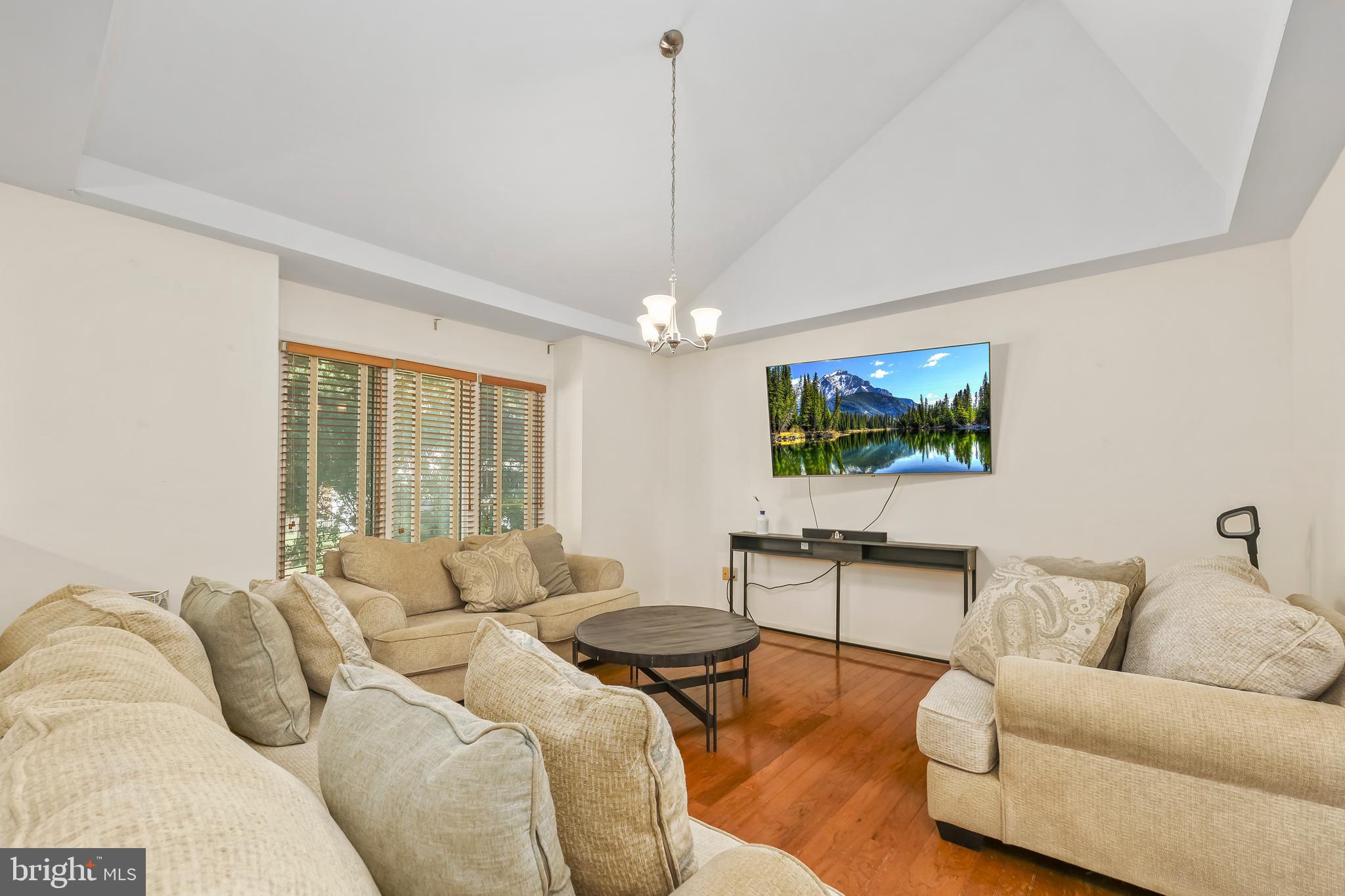 CLEARVIEW HEIGHTS - Residential