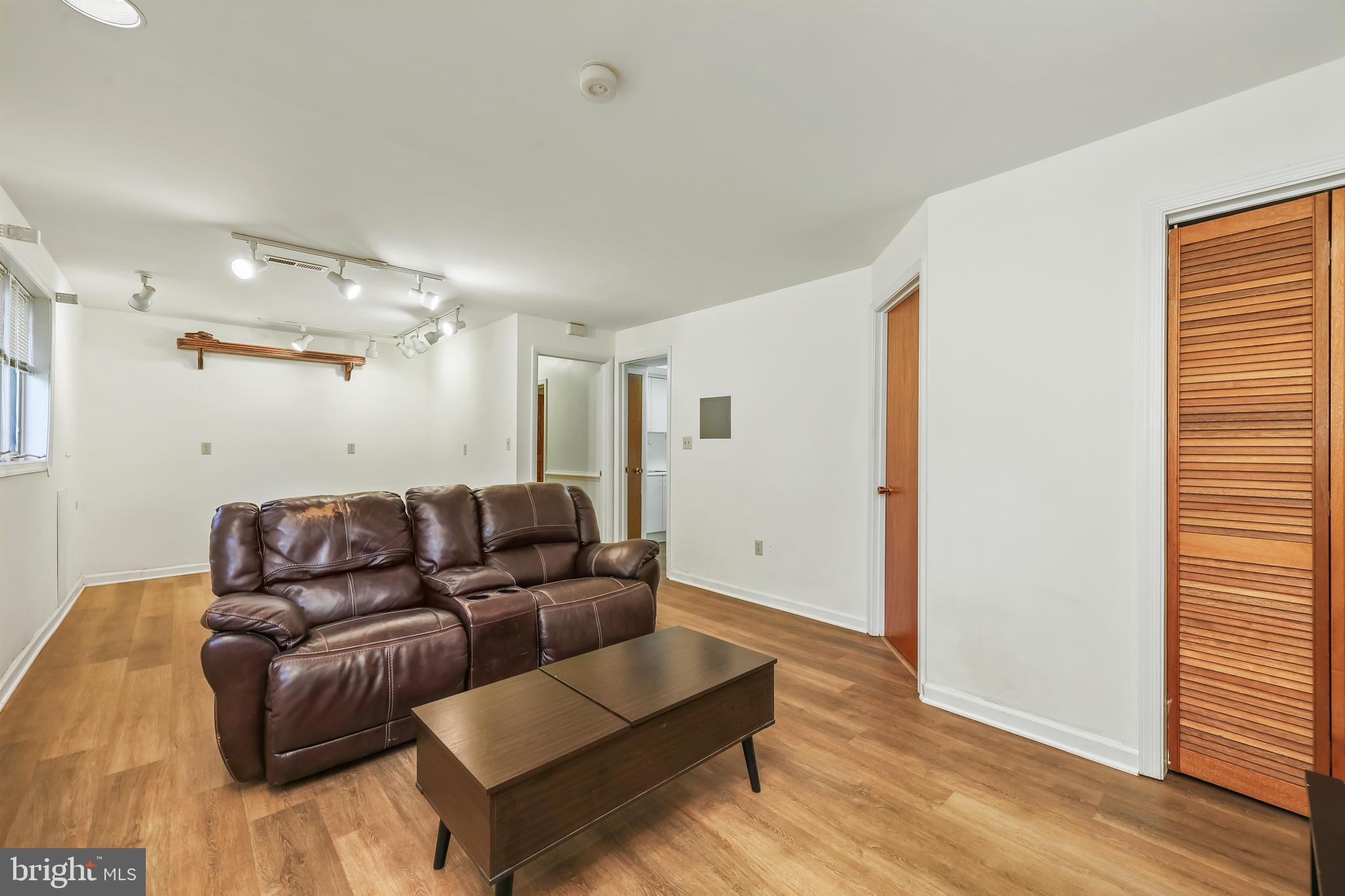 CLEARVIEW HEIGHTS - Residential