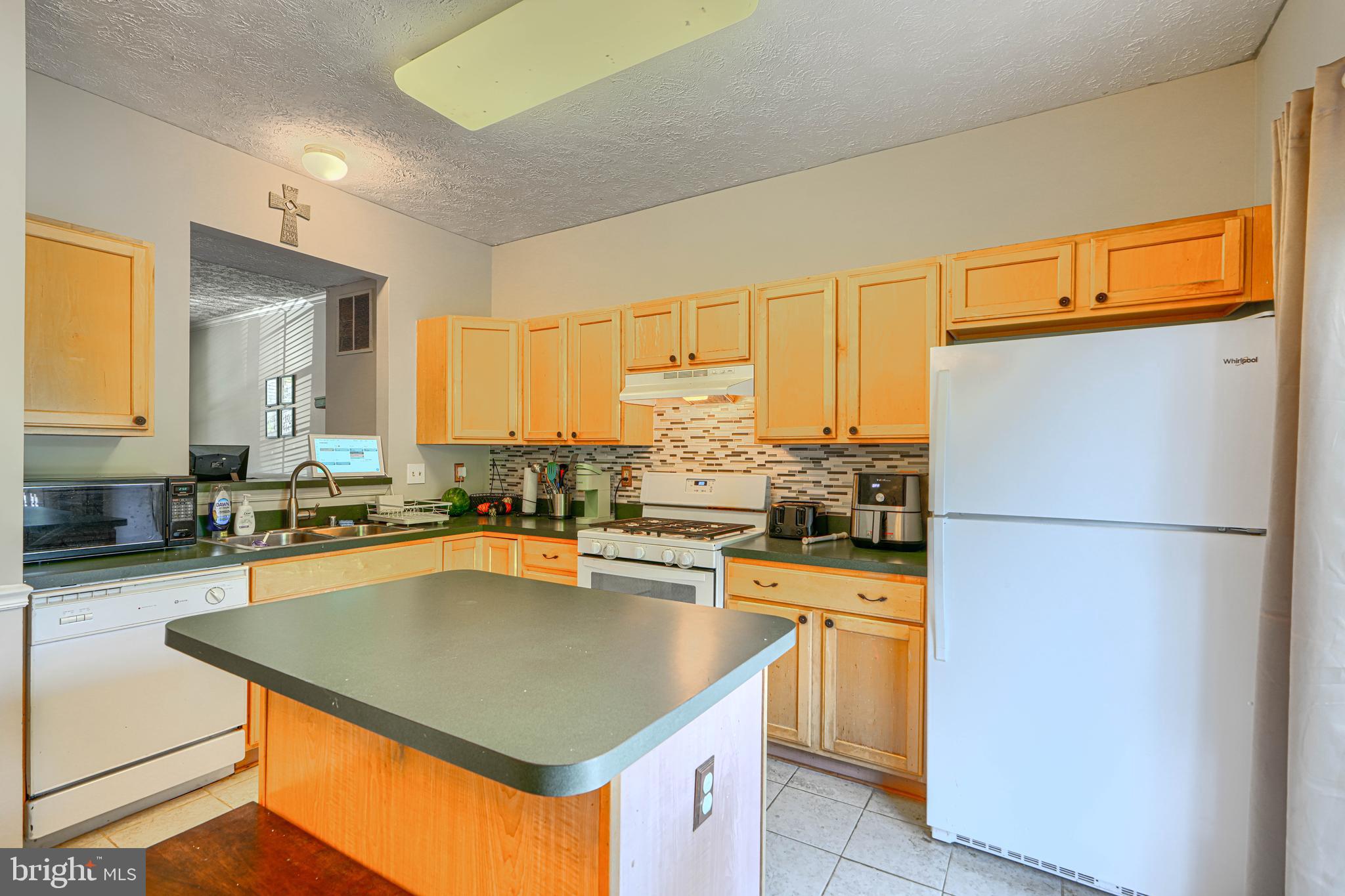 HARFORD TOWN - Residential