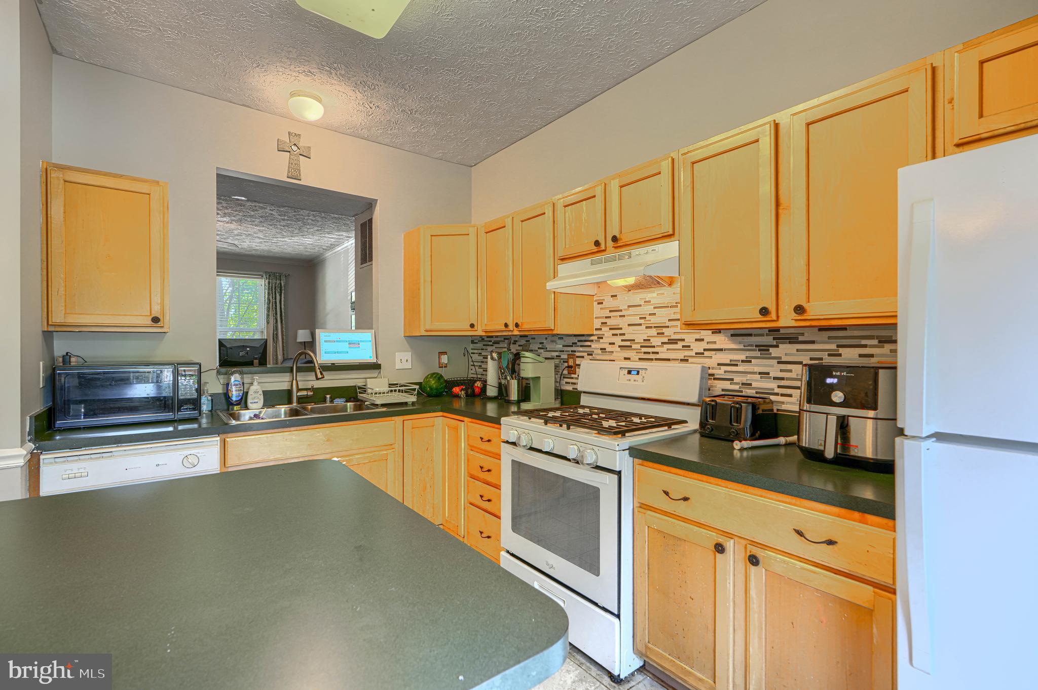 HARFORD TOWN - Residential