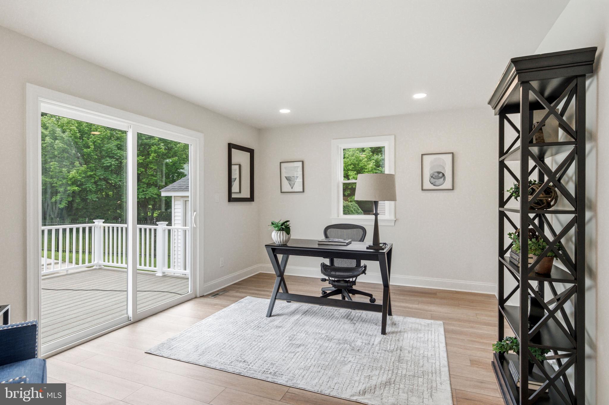 LOWELL HILLS - Residential