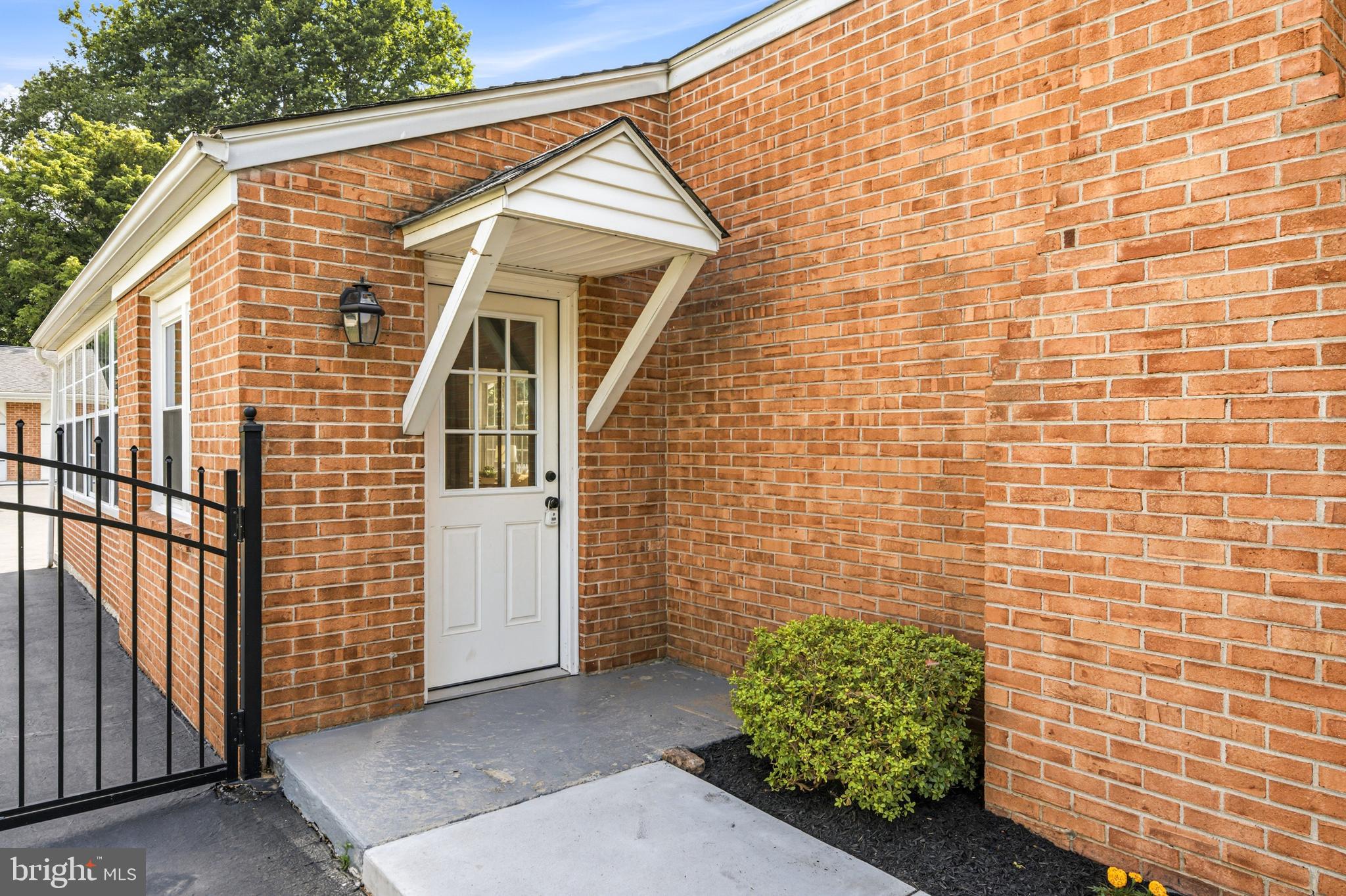 LOWELL HILLS - Residential