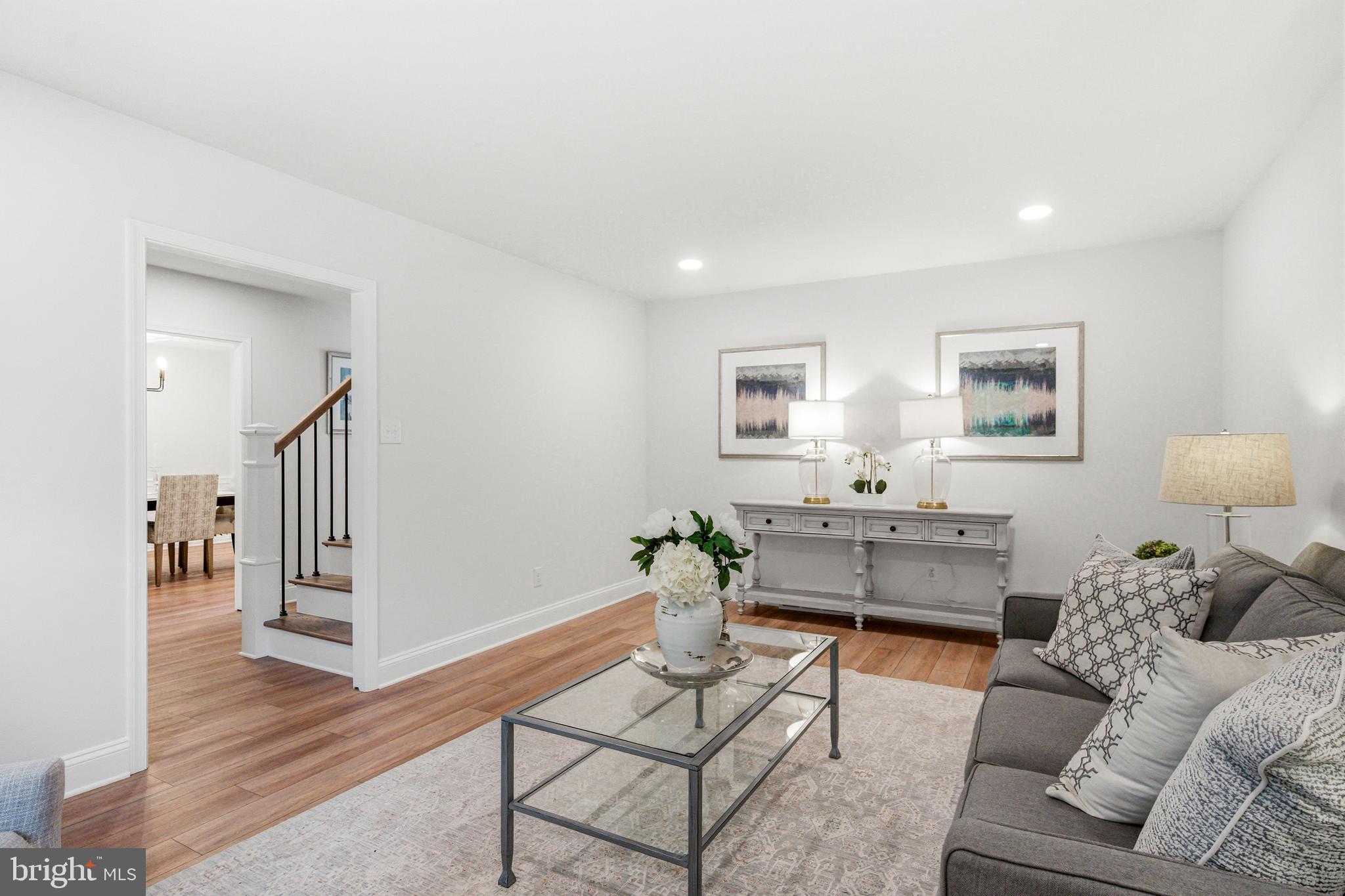 LOWELL HILLS - Residential