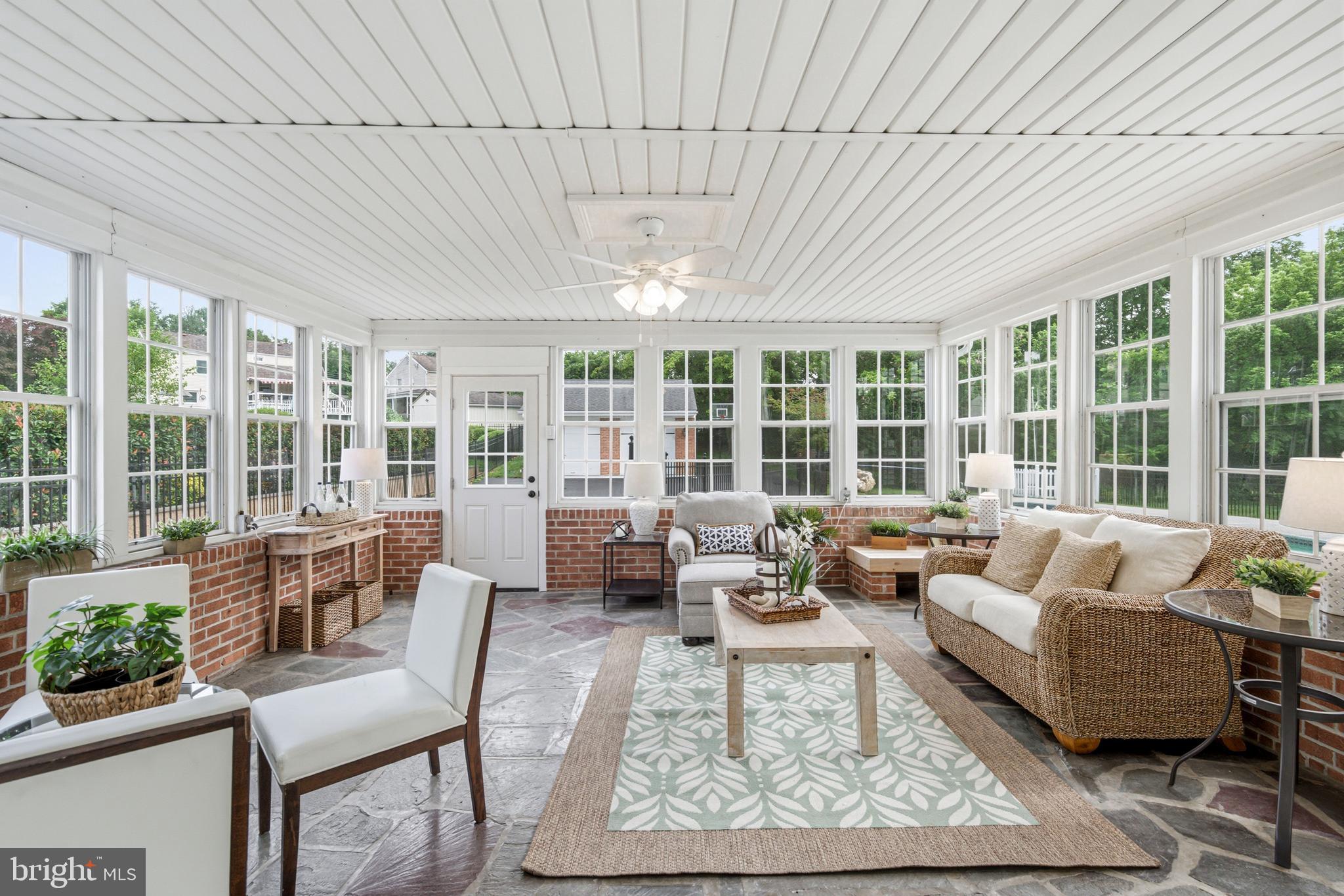 LOWELL HILLS - Residential