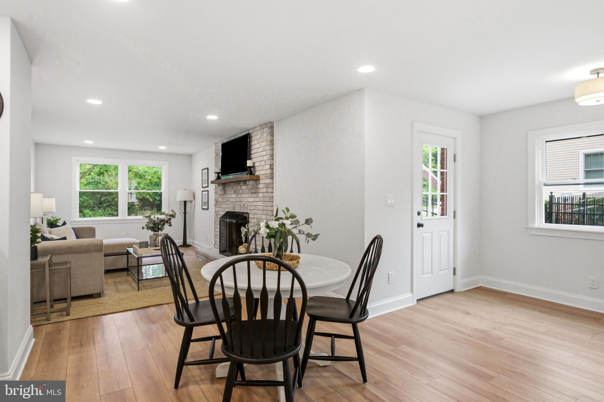 LOWELL HILLS - Residential