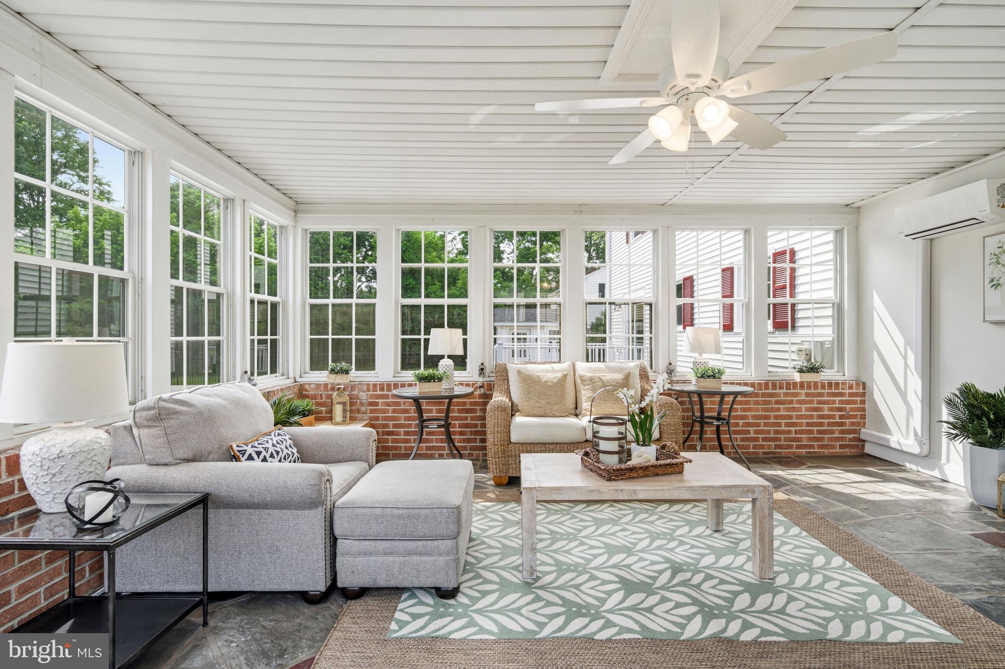 LOWELL HILLS - Residential