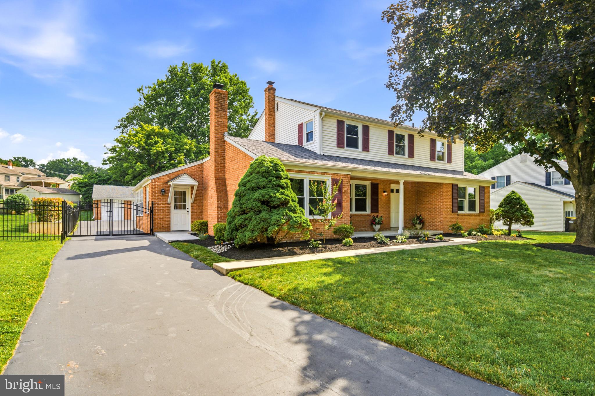 LOWELL HILLS - Residential