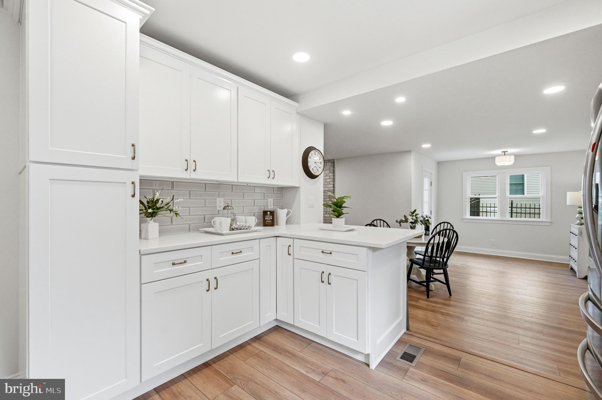 LOWELL HILLS - Residential