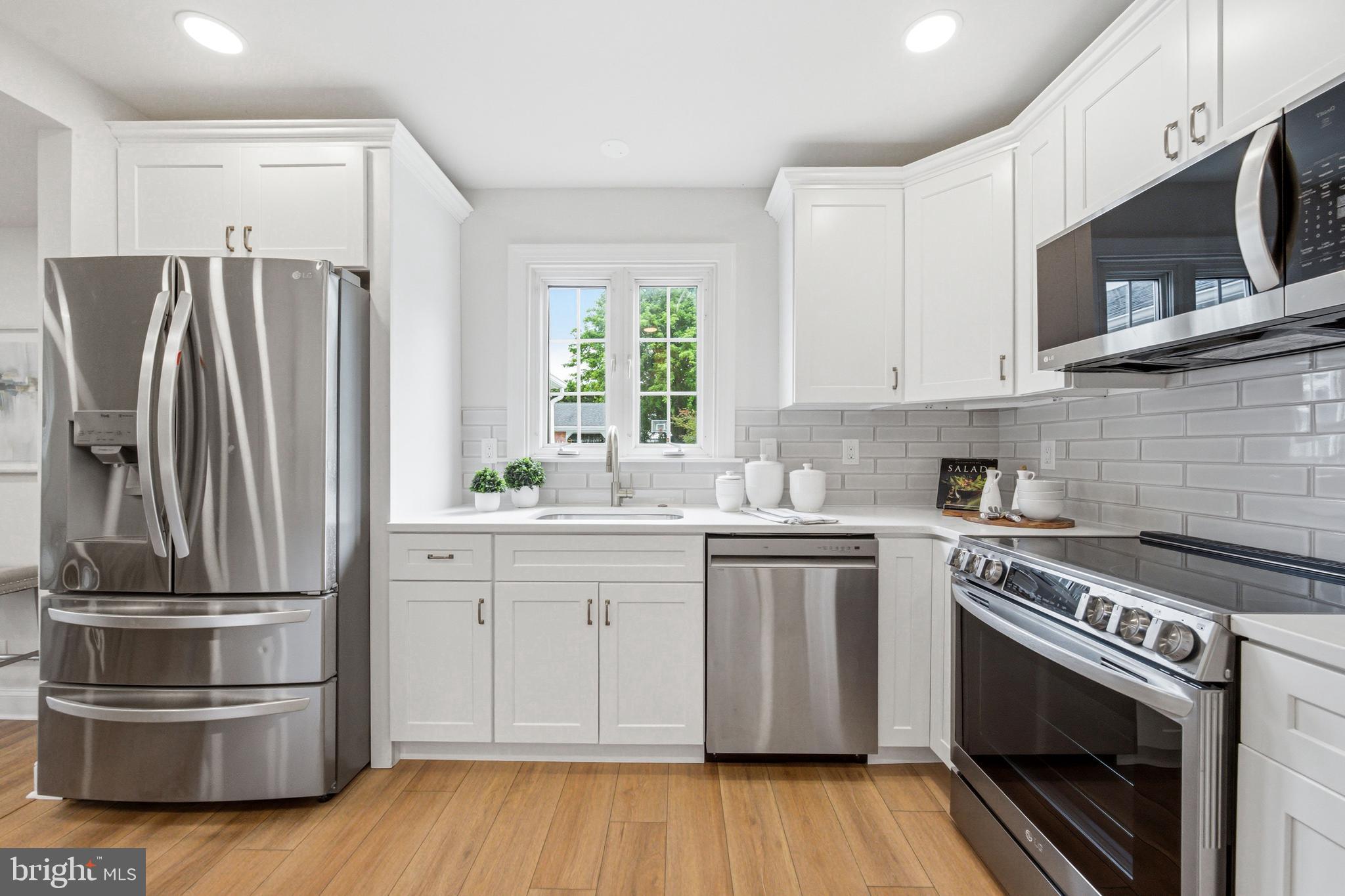 LOWELL HILLS - Residential