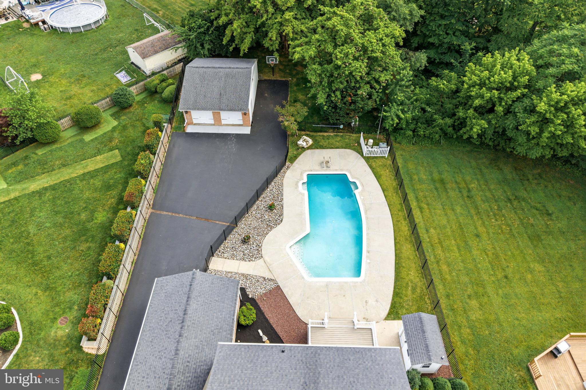 LOWELL HILLS - Residential