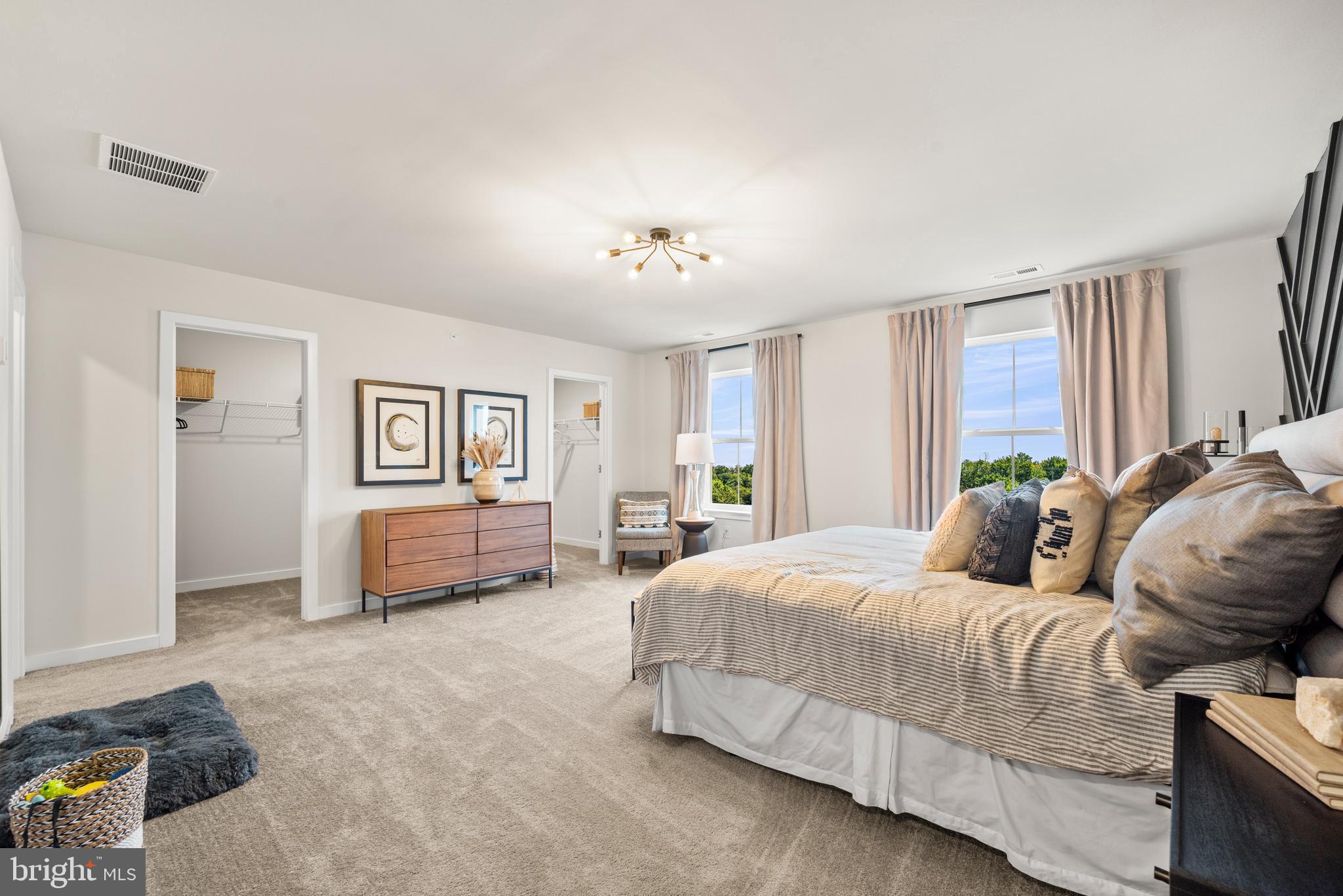 RIVER POINTE - Residential